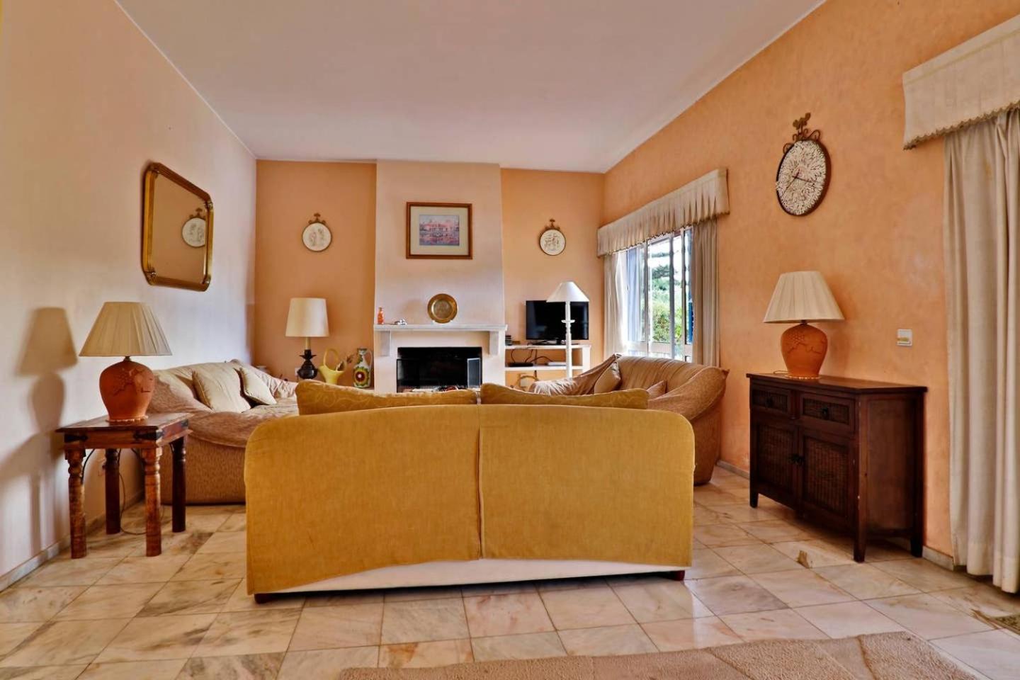 Four-Bedroom Villa photo 1