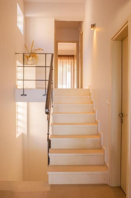 Four-Bedroom House photo 2