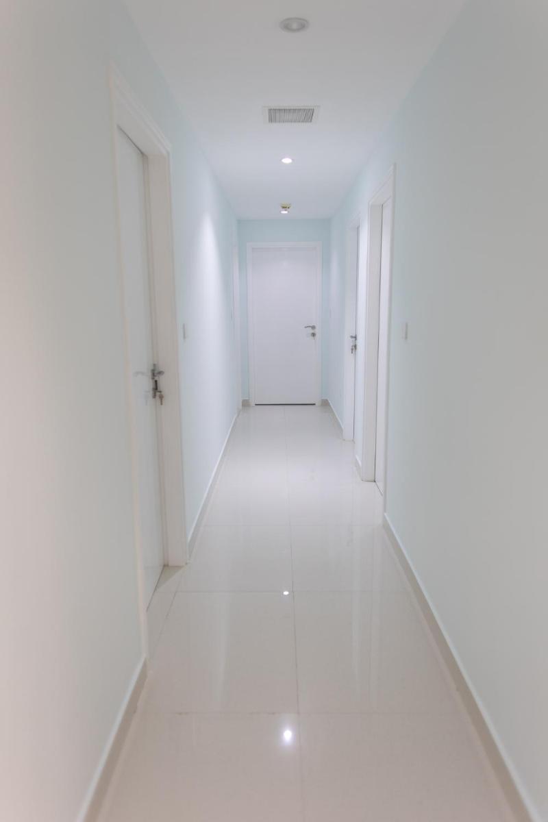 Apartment with Balcony photo 3