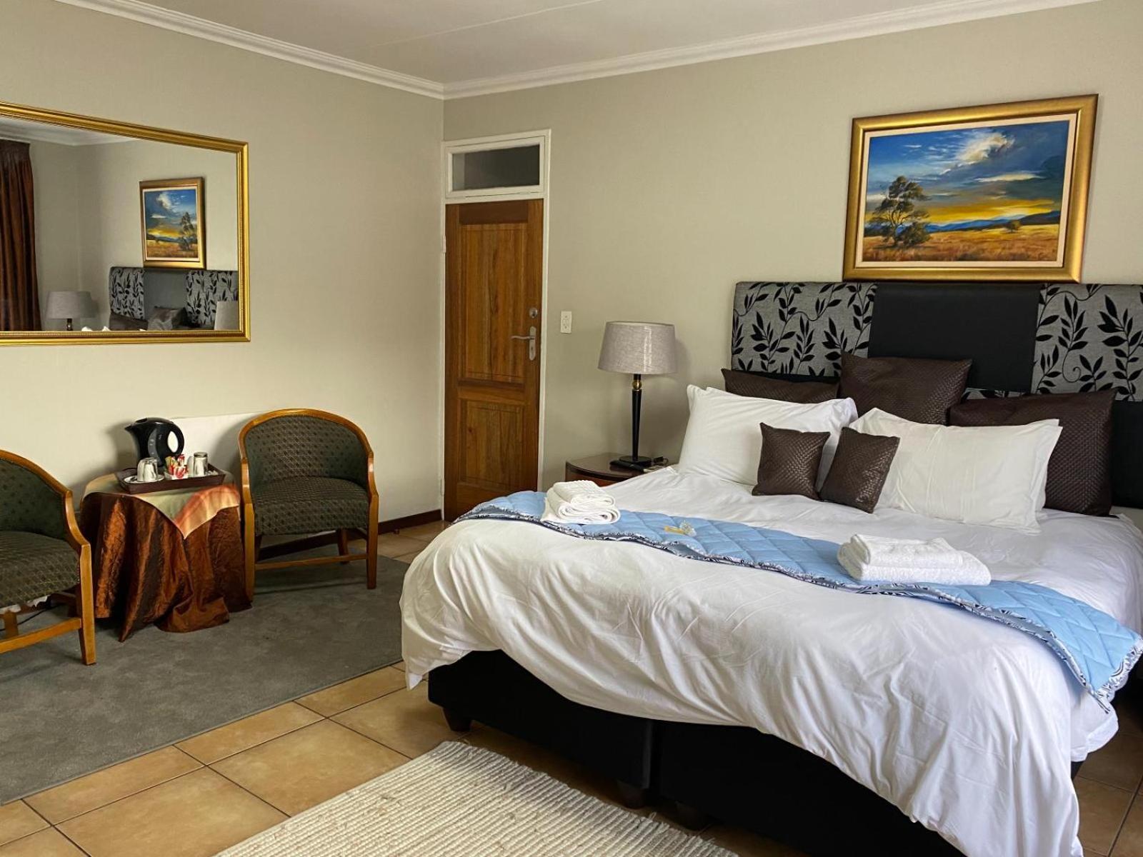 King or Twin Room - Photo 12