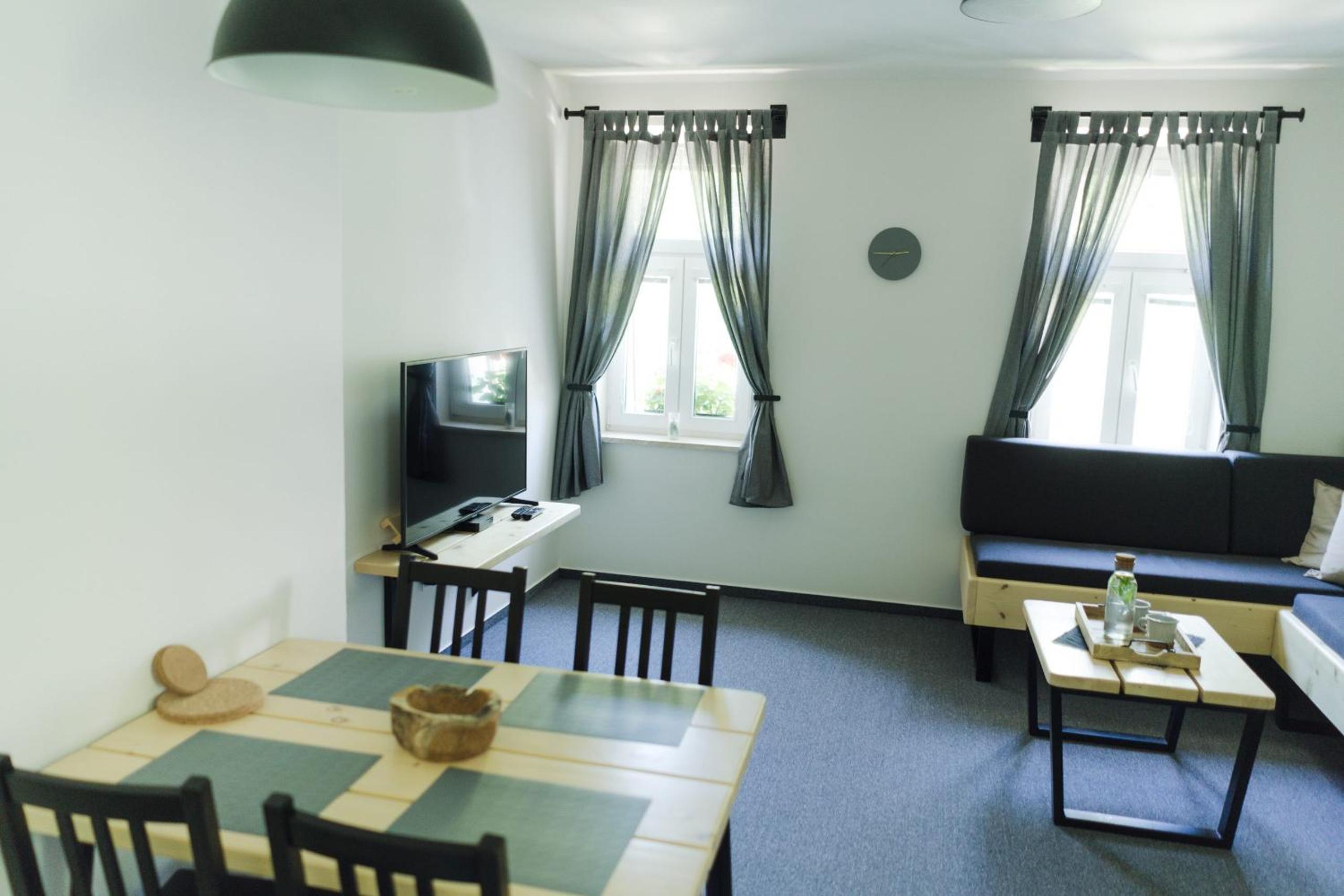 Apartment - Photo 4