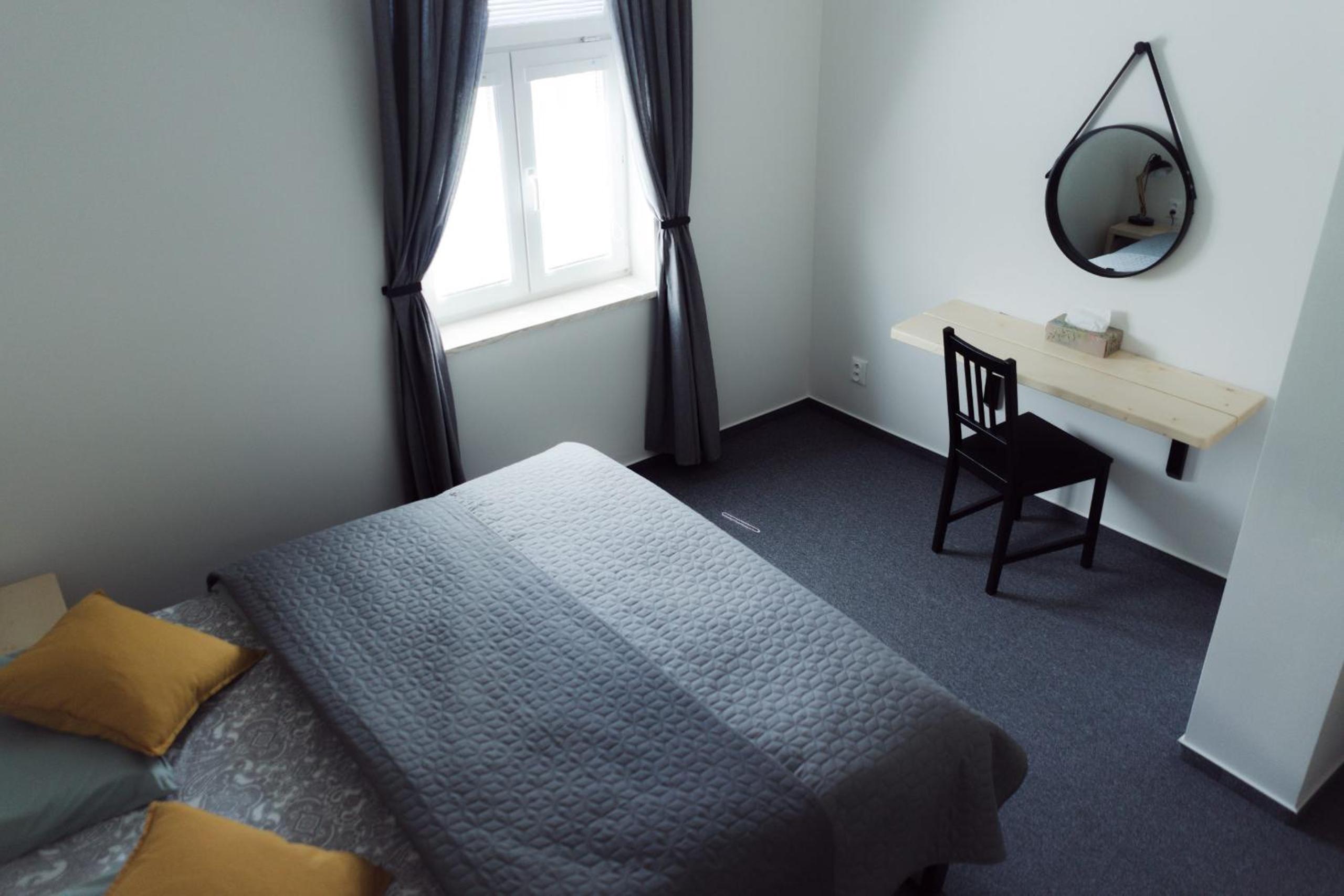 Apartment - Photo 2