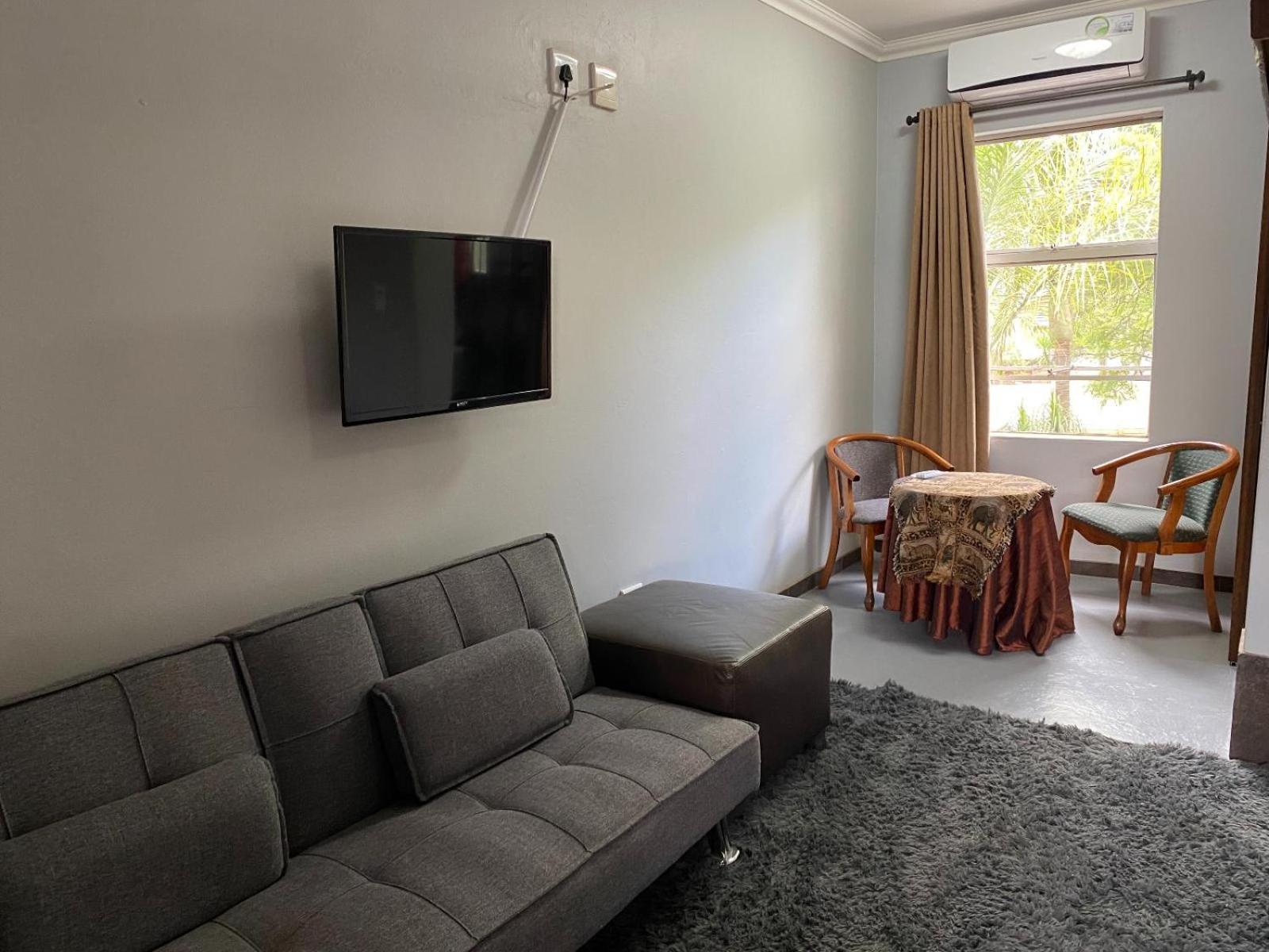 King or Twin Room - Photo 7