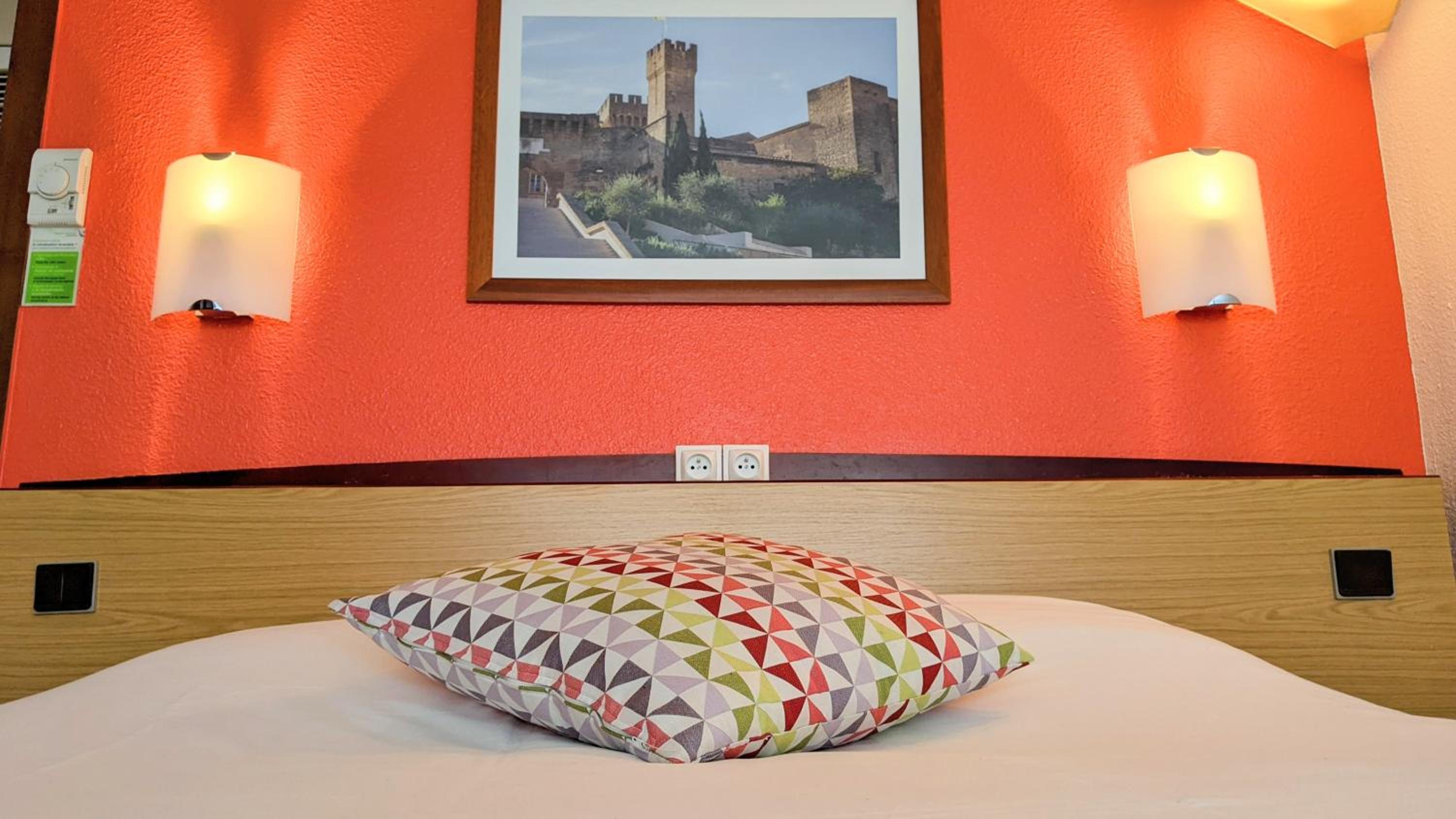Double Room - Photo 5