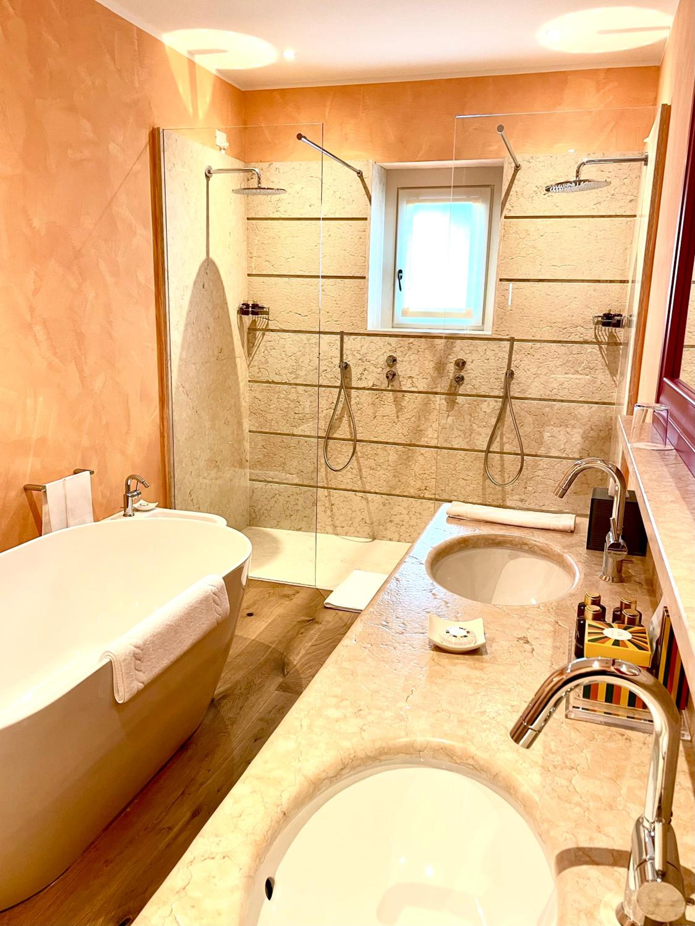 Junior Suite with Garden View - Photo 5