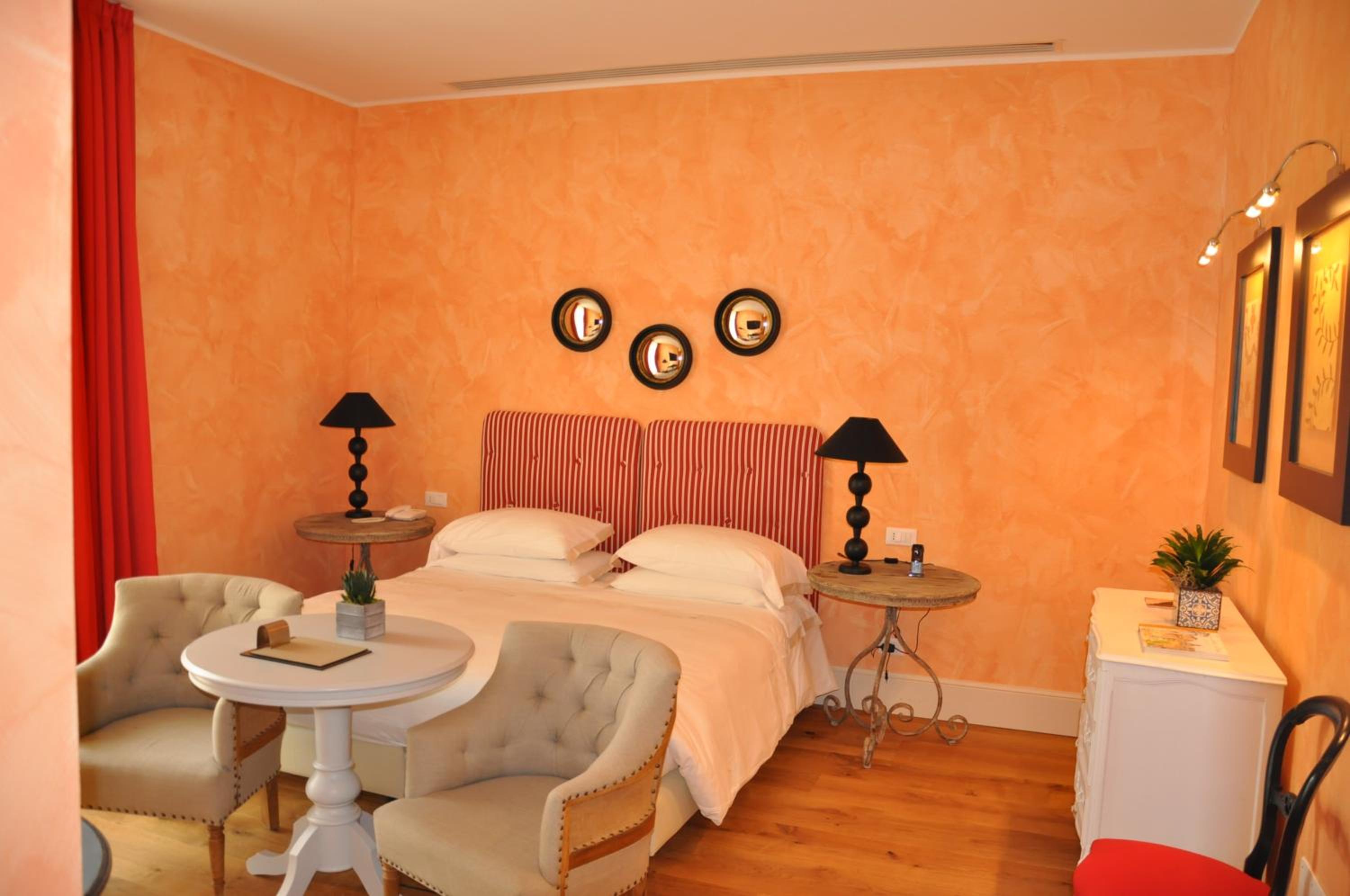 Suite with Private Pool - Photo 4