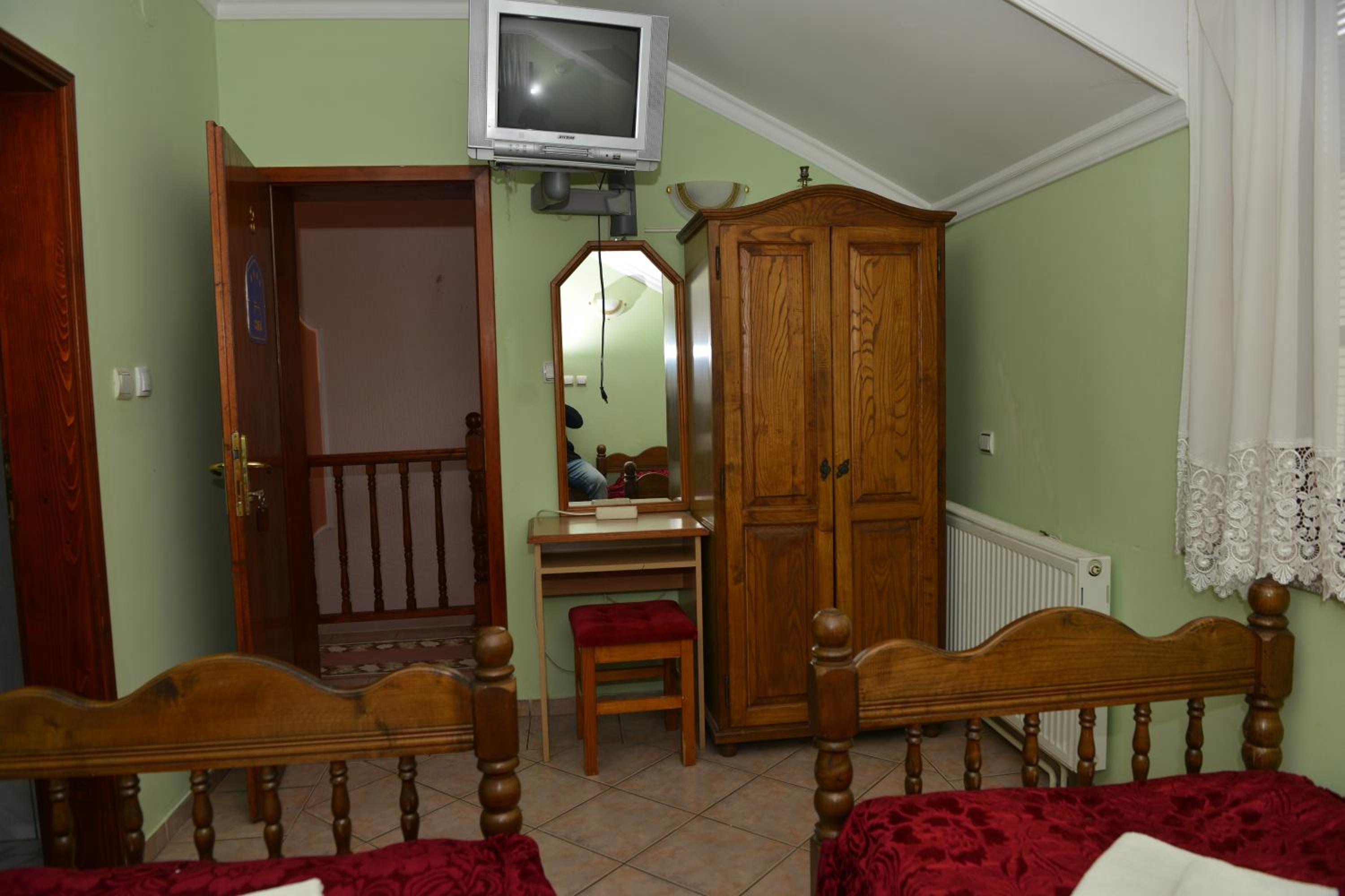 Standard Twin Room photo 1