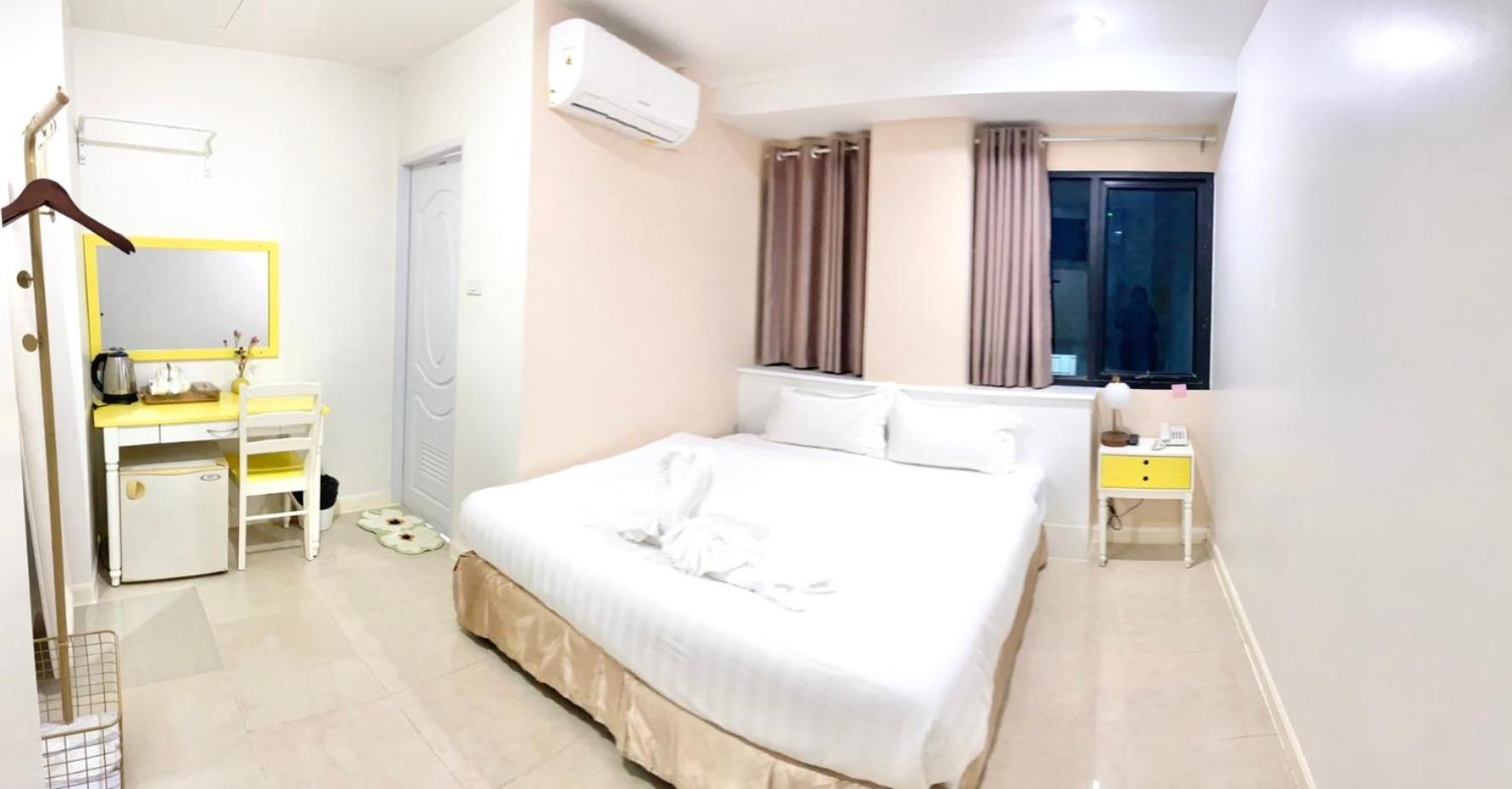 Standard Double Room photo 3