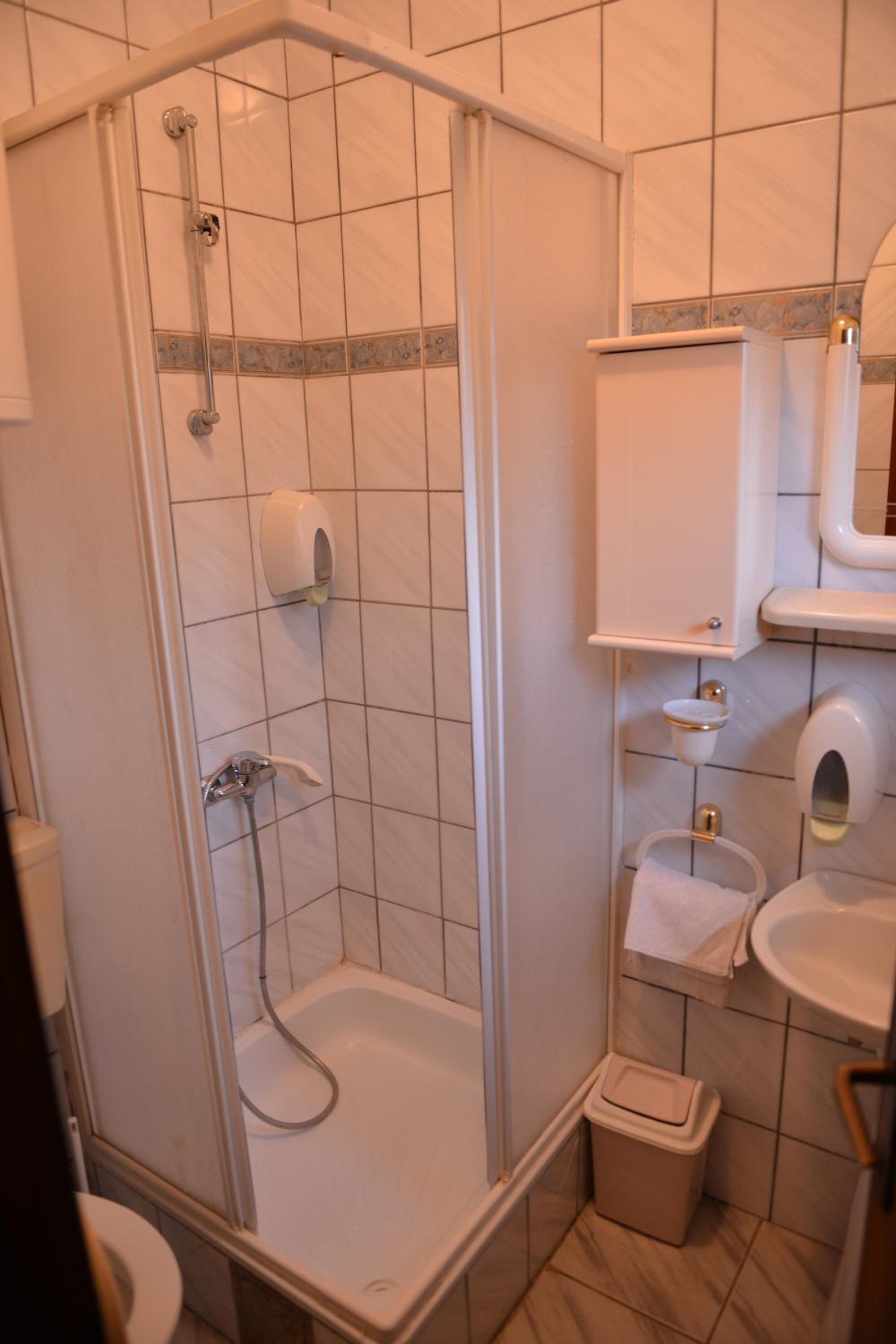 Standard Twin Room photo 2