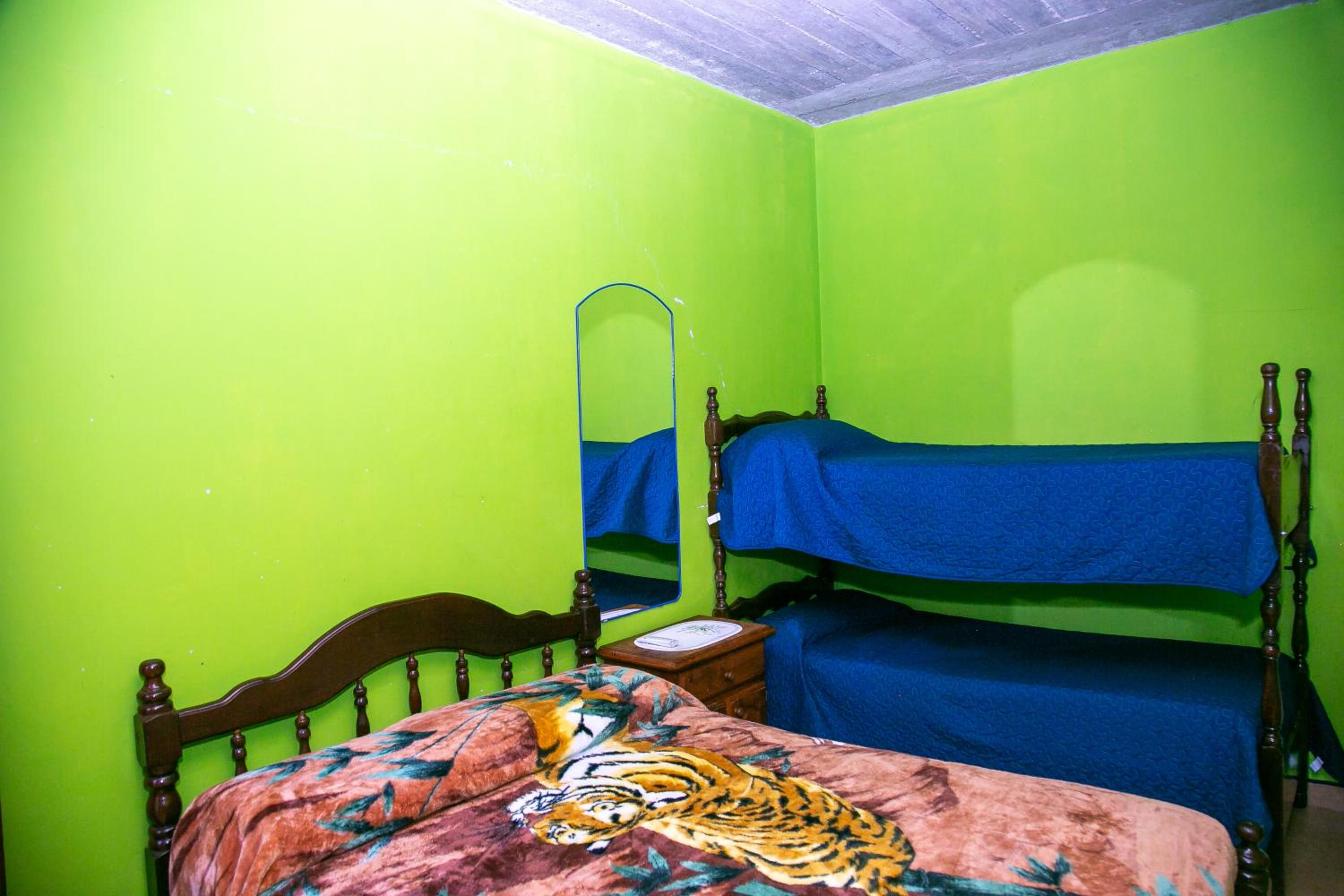 Quadruple Room with Bathroom photo 2