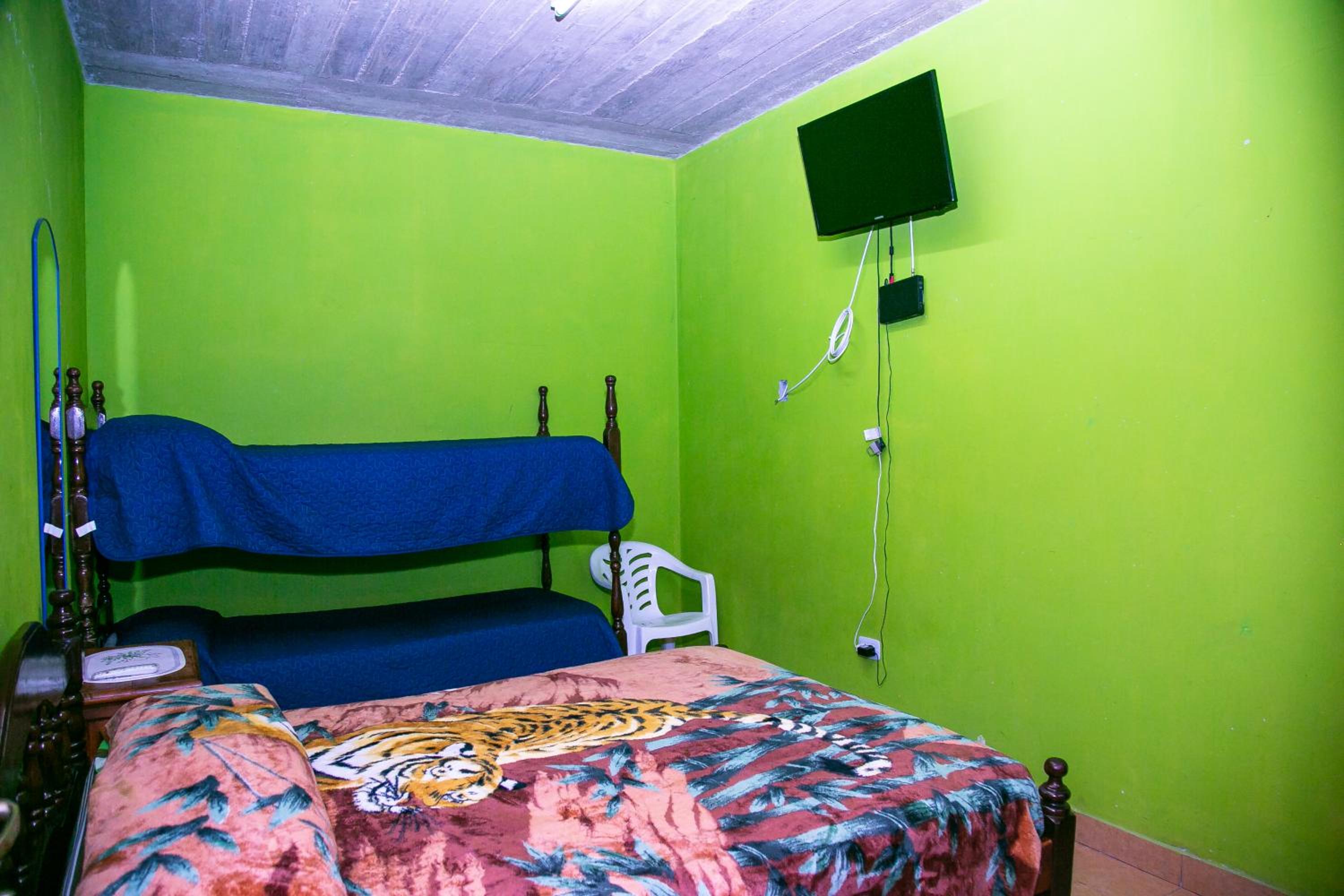 Quadruple Room with Bathroom photo 3