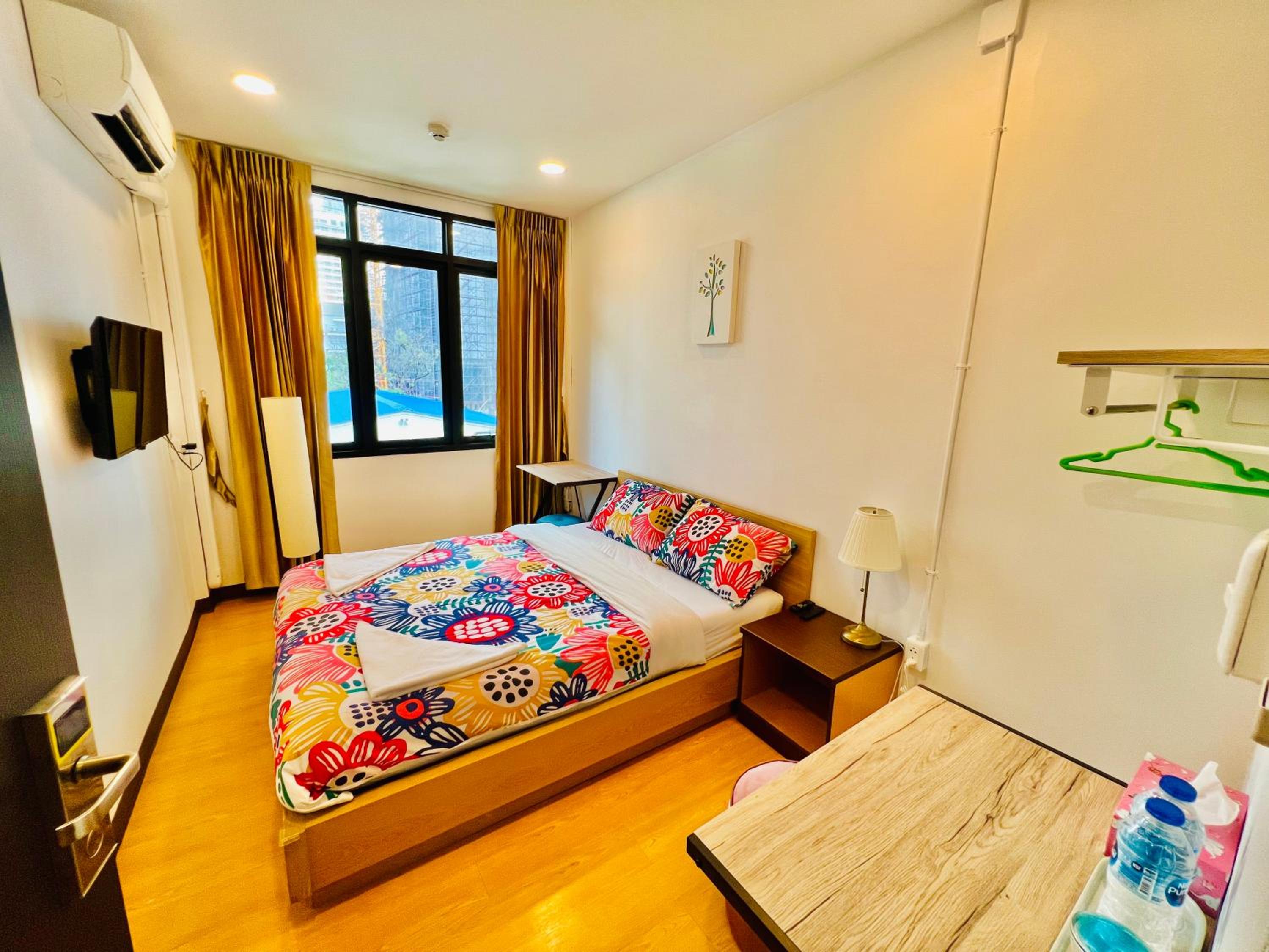 Standard Double Room with Shared Bathroom photo 1