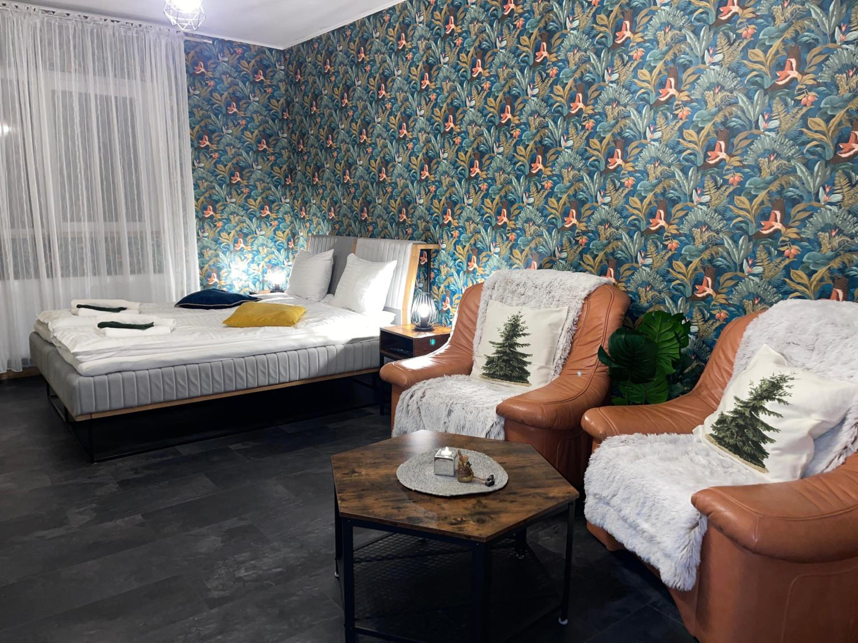 Large Double Room