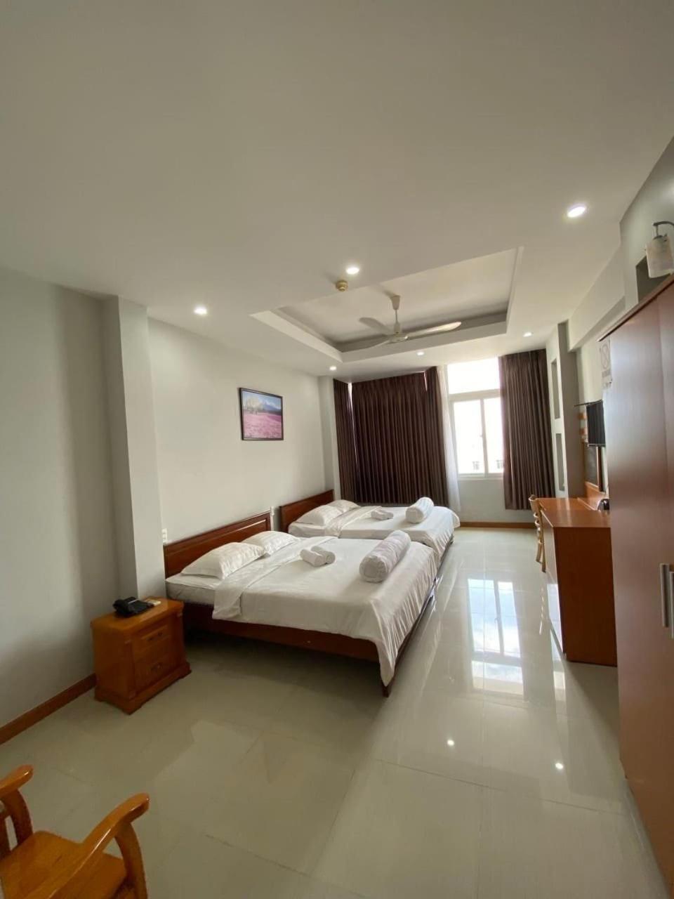 Triple Room with Bath photo 3