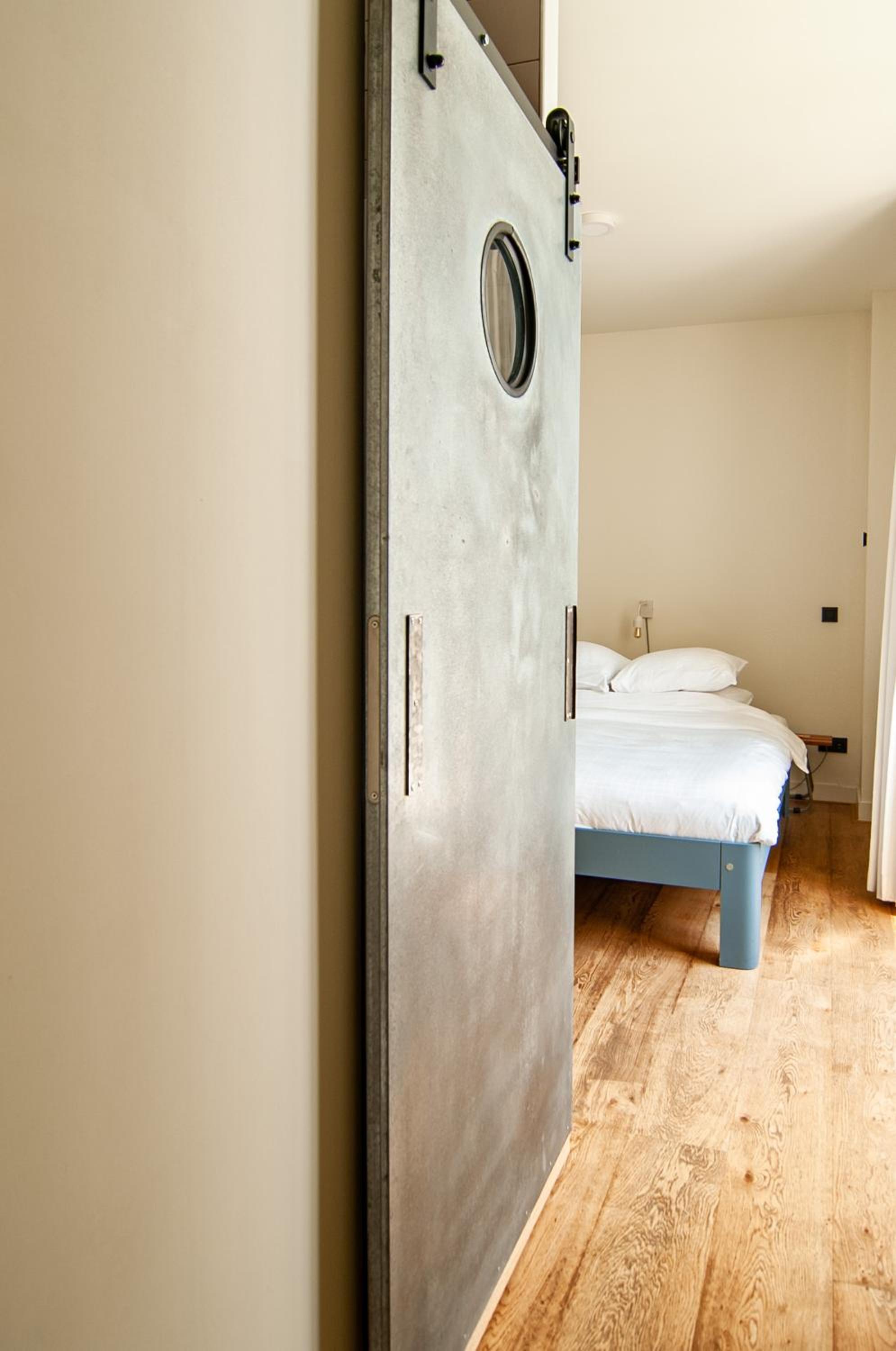 Deluxe Queen Room With Two Queen Beds photo 2