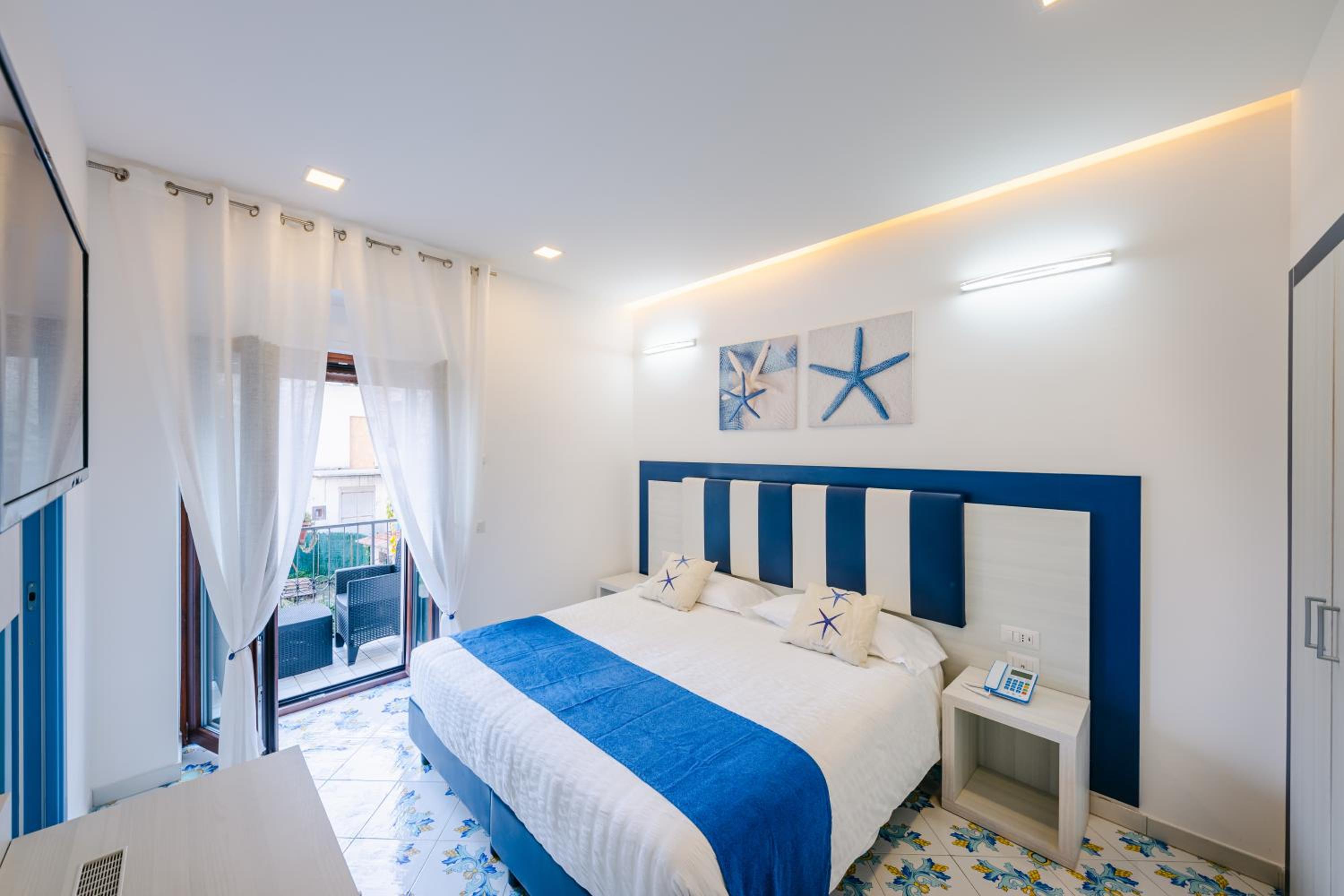Superior Twin Room with Garden View - Photo 1
