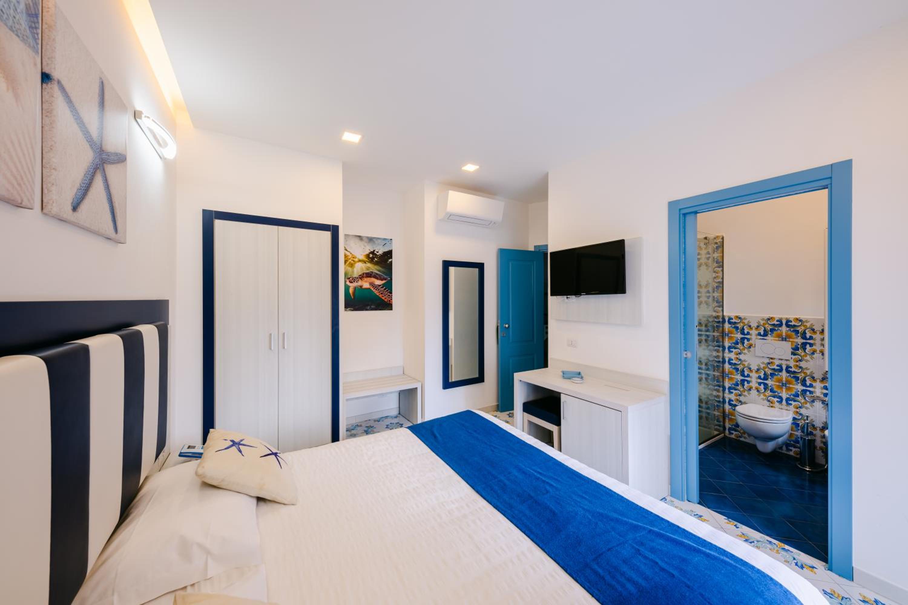 Superior Twin Room with Garden View - Photo 2