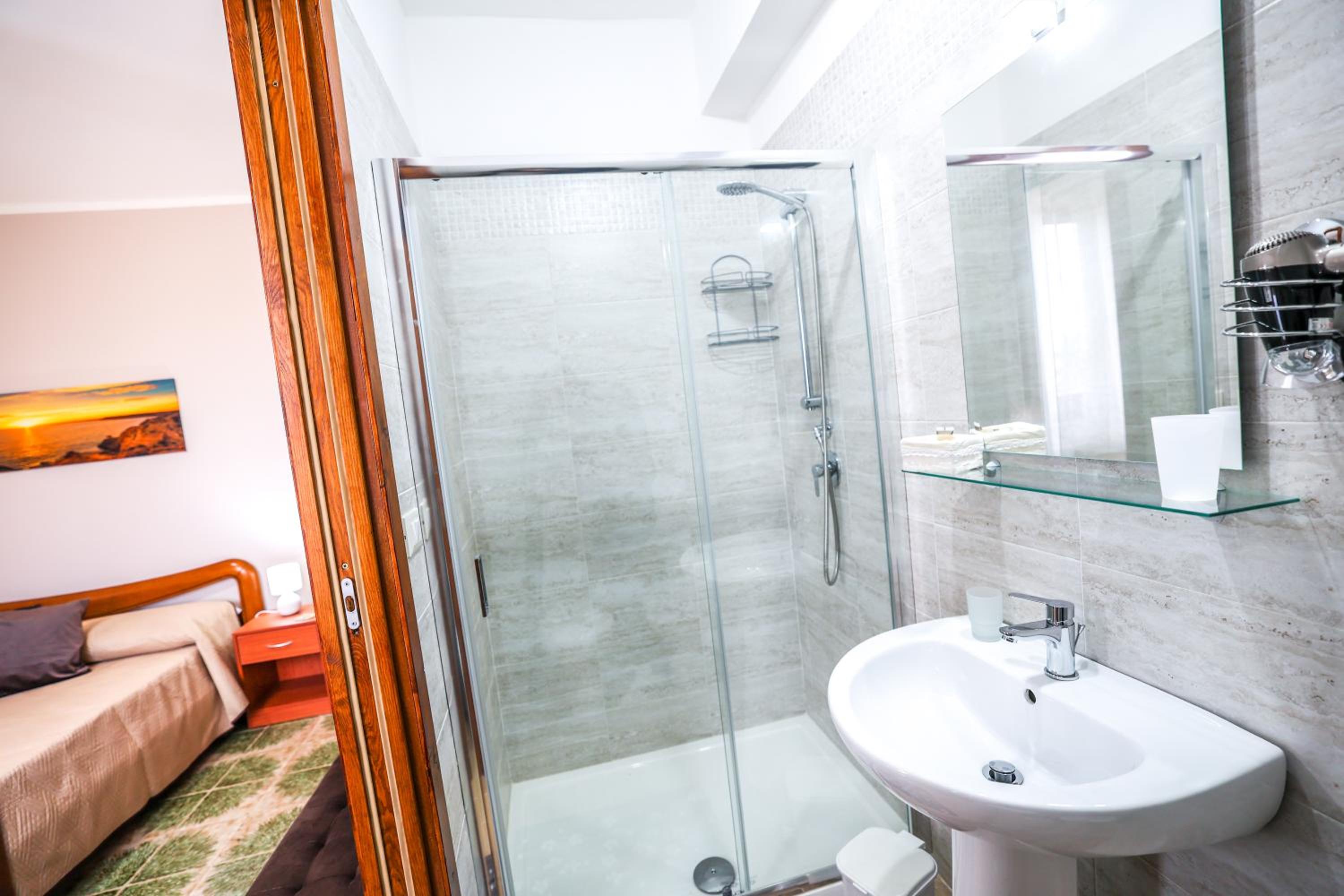 Double Room with Sea View photo 3