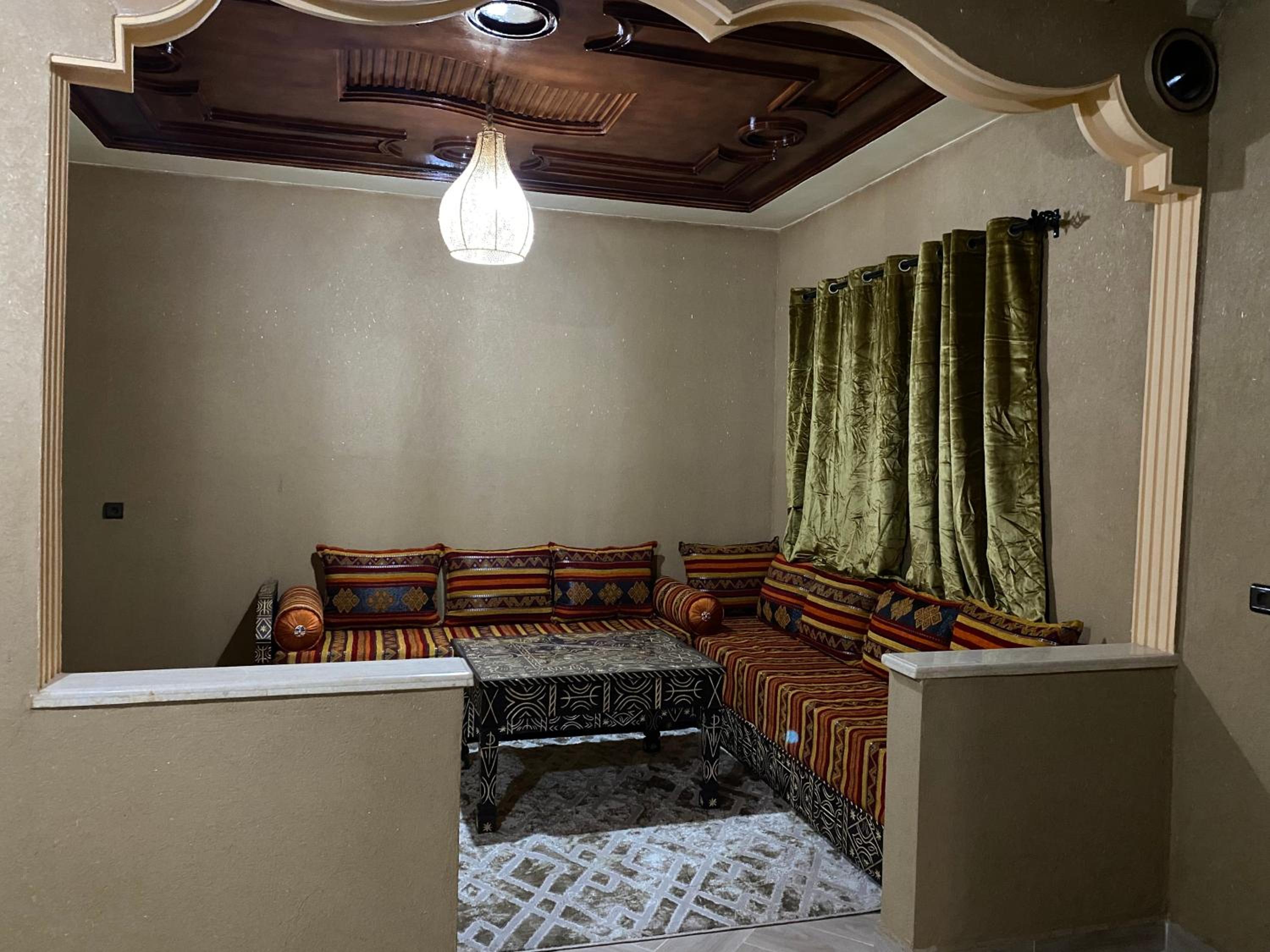 Two-Bedroom House - Photo 8