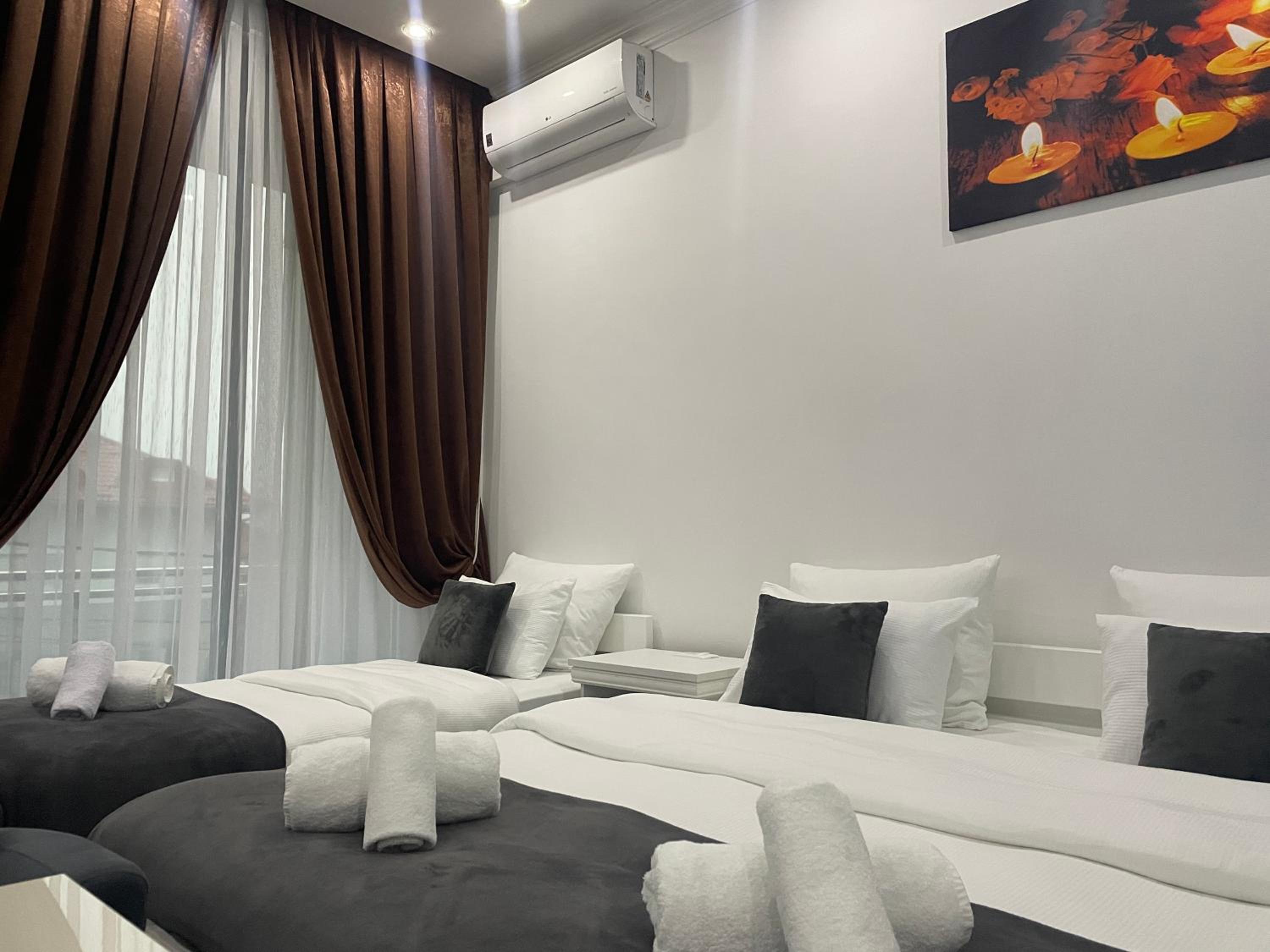 Triple Room with Balcony photo 3