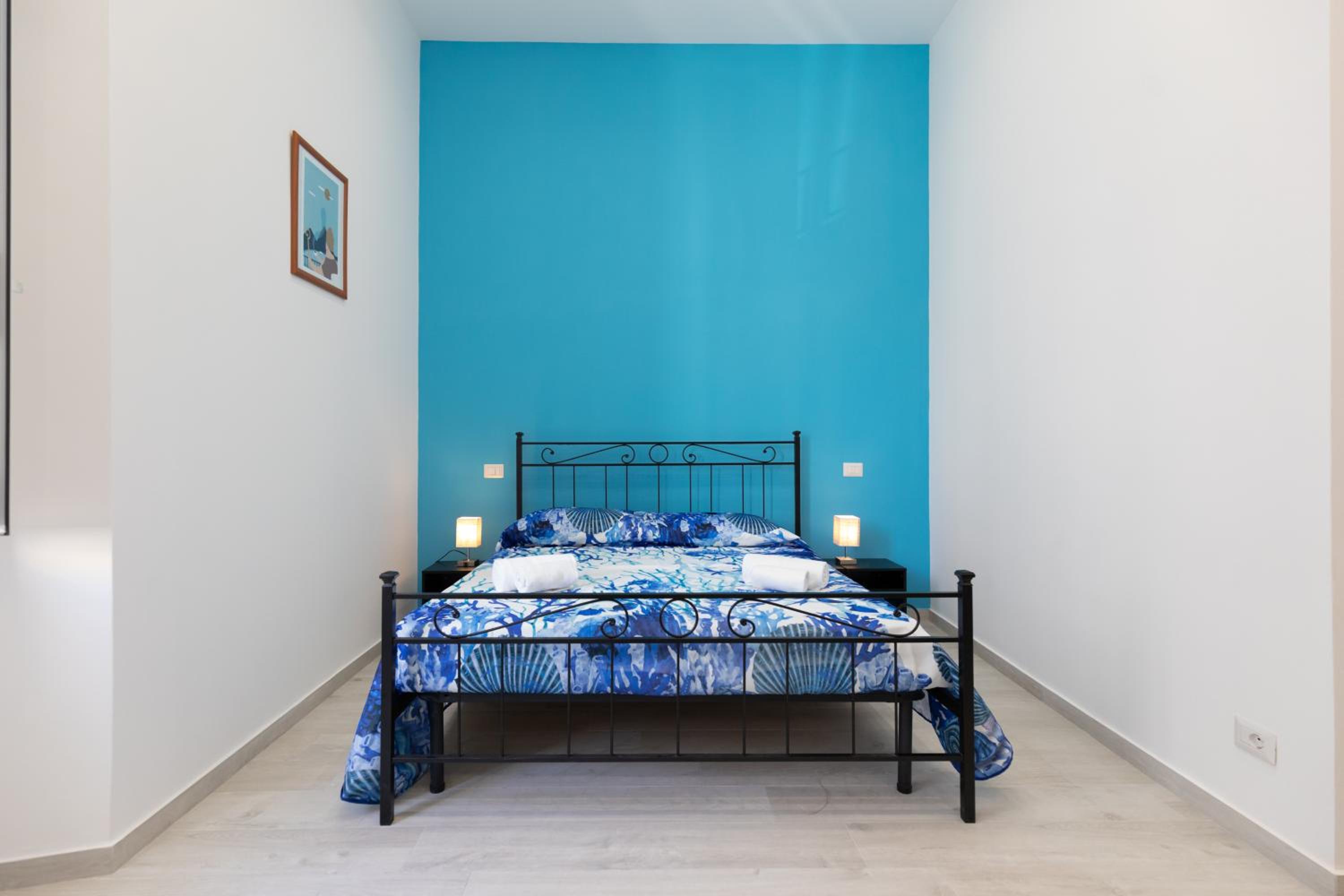Deluxe Double Room with Shower