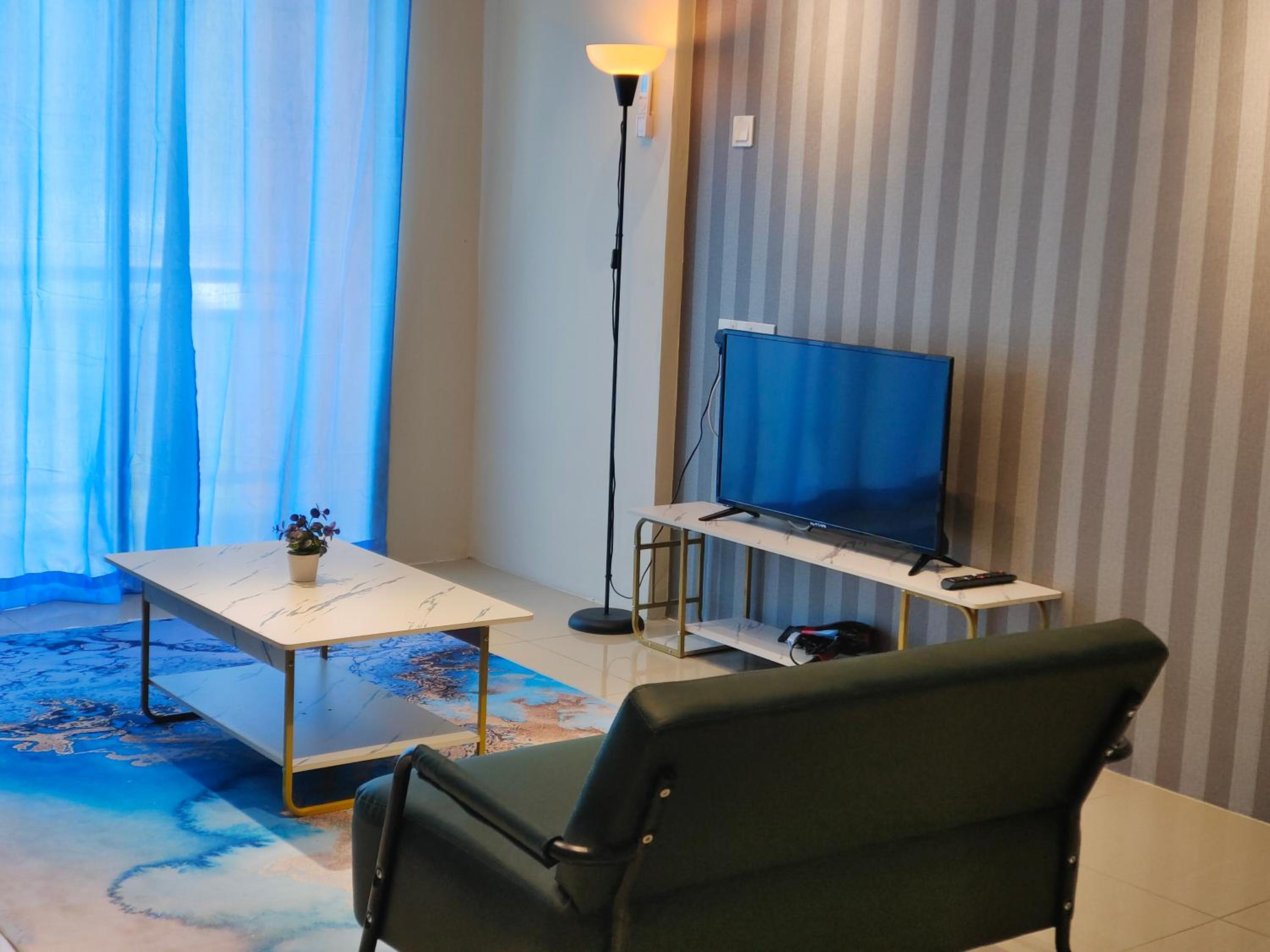 Three-Bedroom Apartment - Photo 65