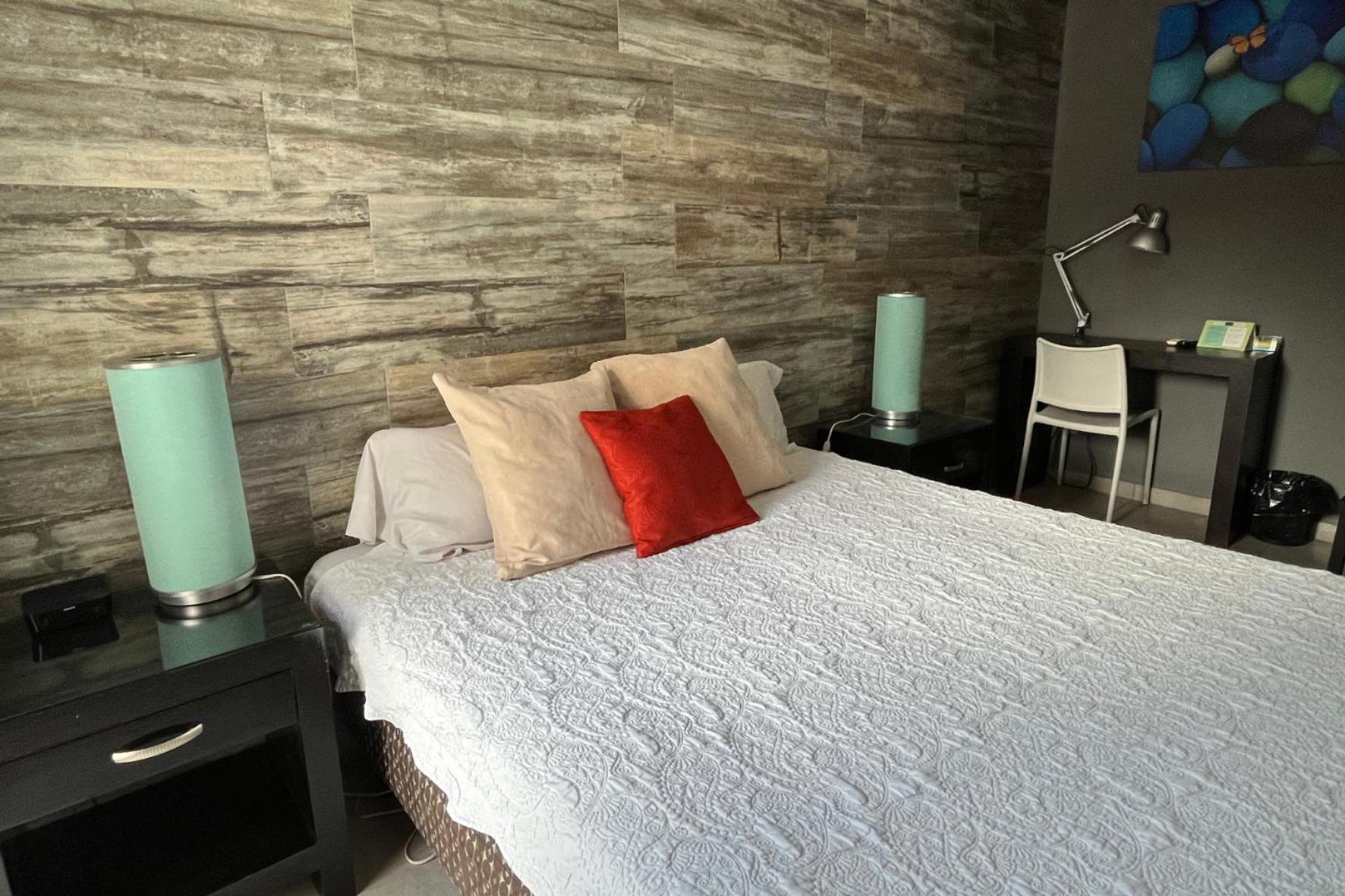 Large Single Room photo 1