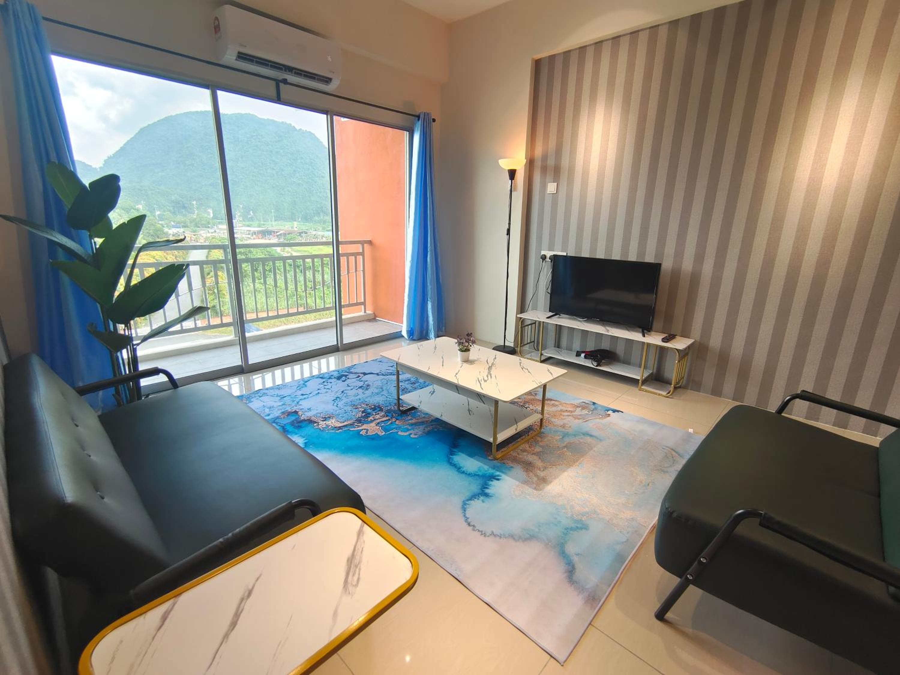 Three-Bedroom Apartment - Photo 84
