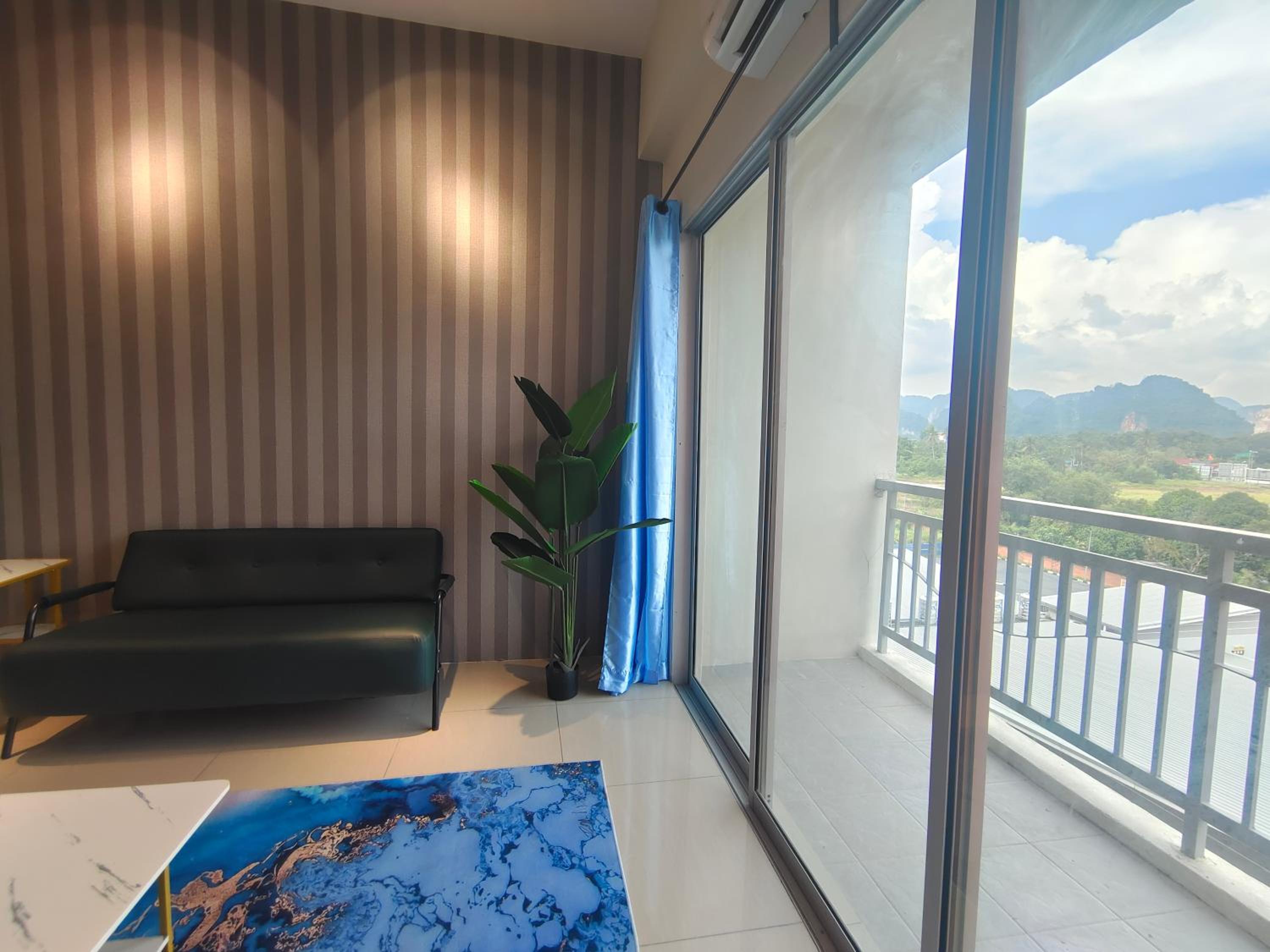 Three-Bedroom Apartment - Photo 86