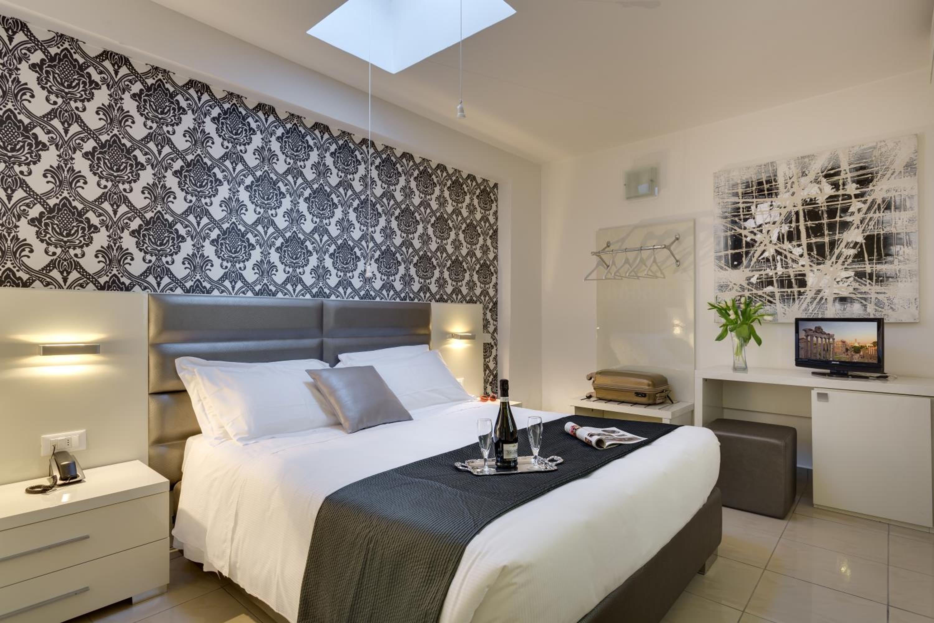 Economy Double Or Twin Room