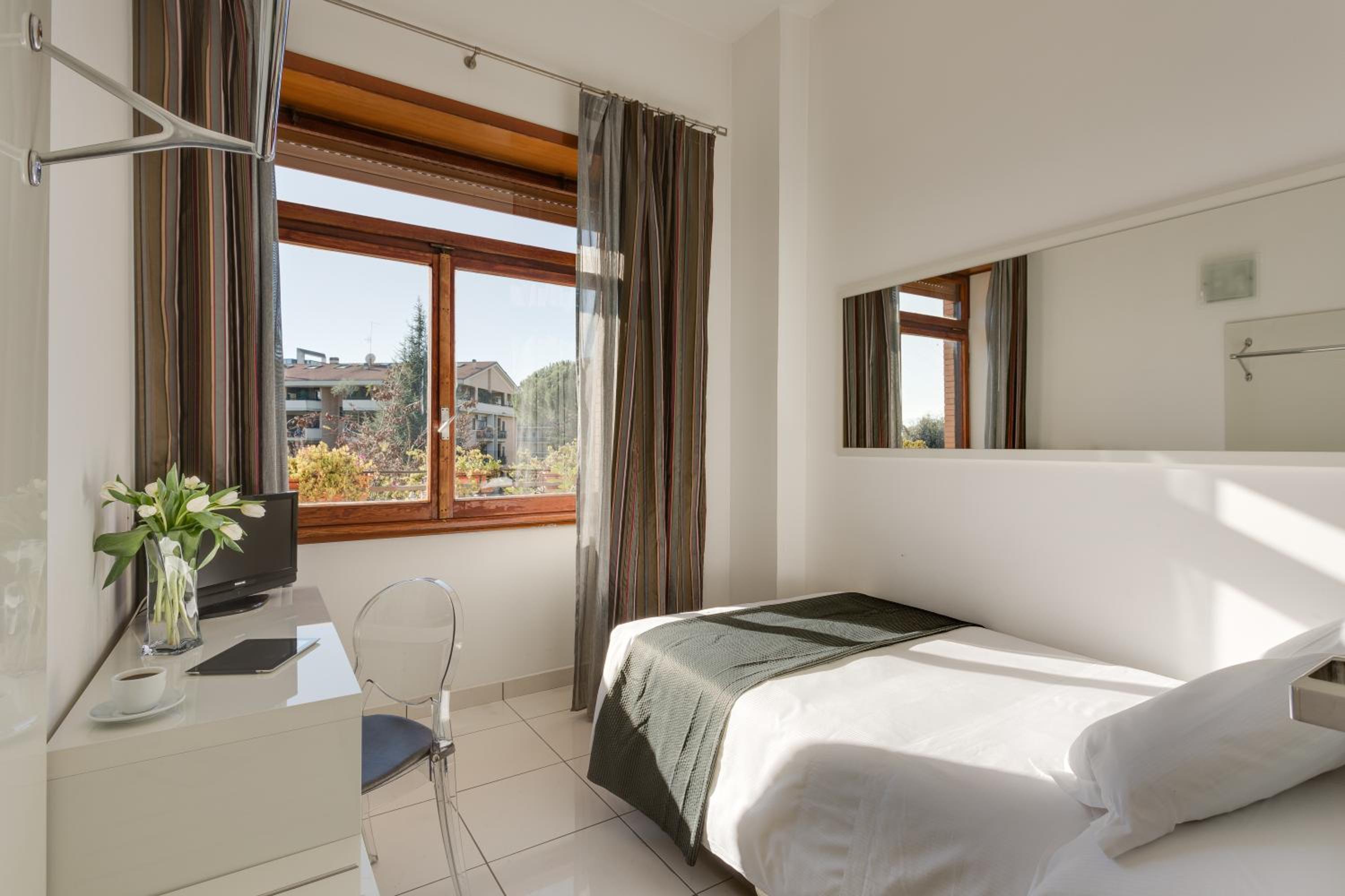 Economy Single Room