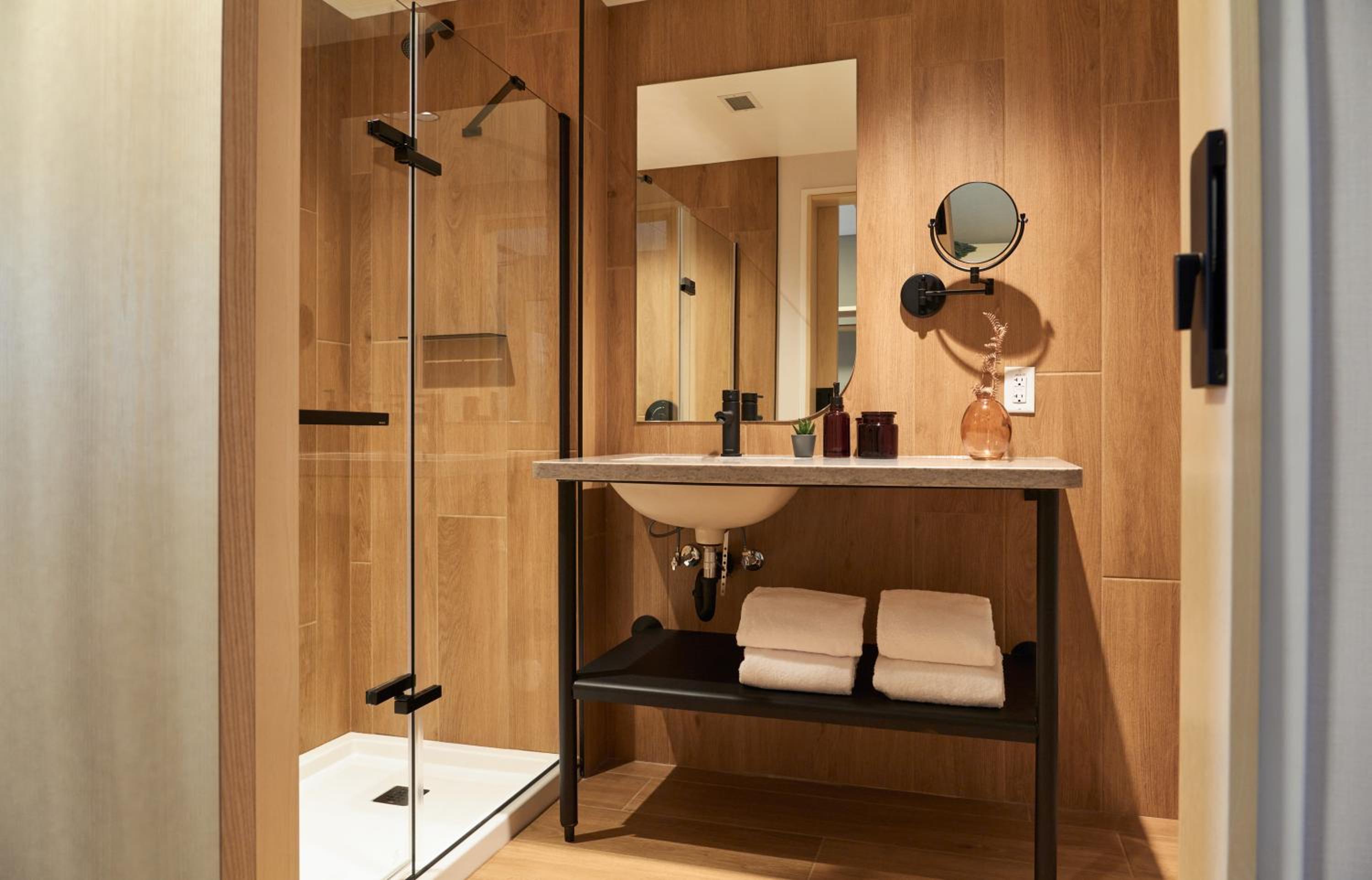 Alpine Kitchen Suite, 2 Queens - Photo 5