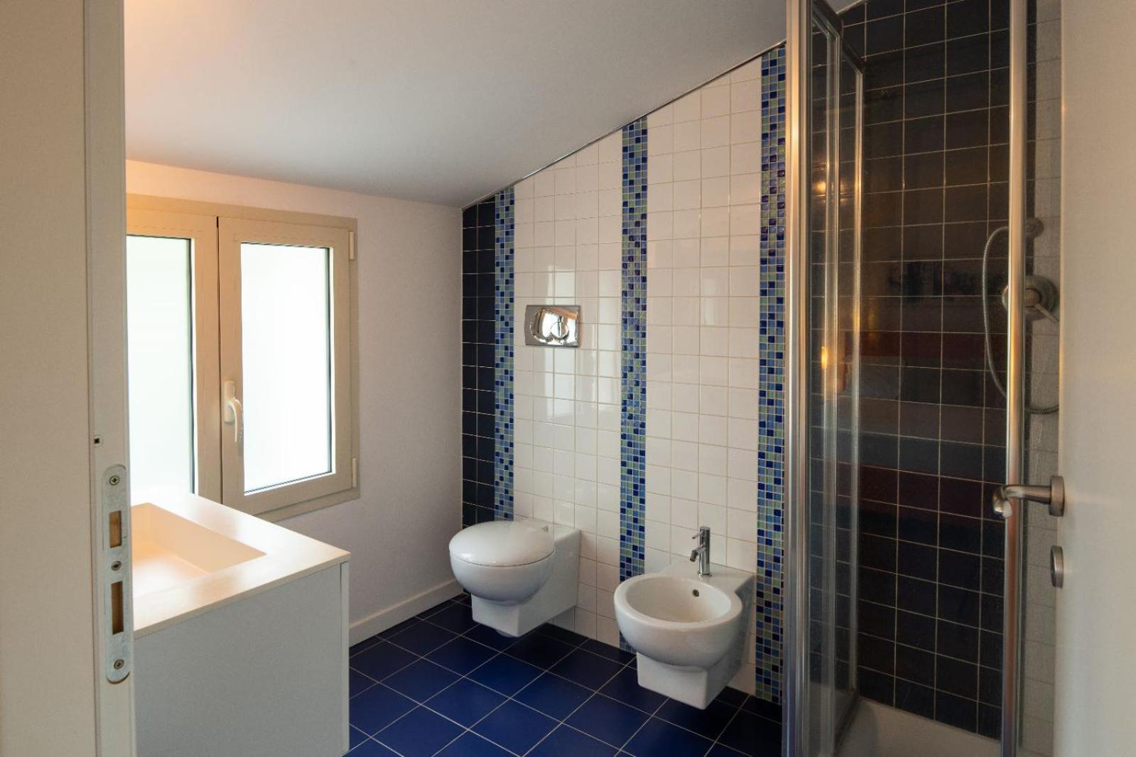 Three-Bedroom House photo 2