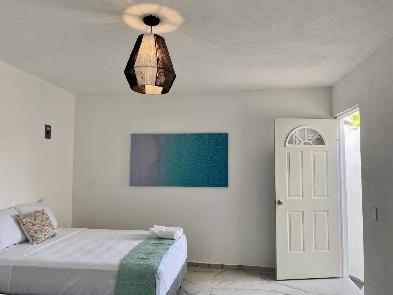 Family Room - Photo 9