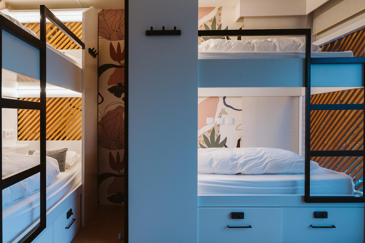 Bed in 8-Bed Female Dormitory Room photo 1