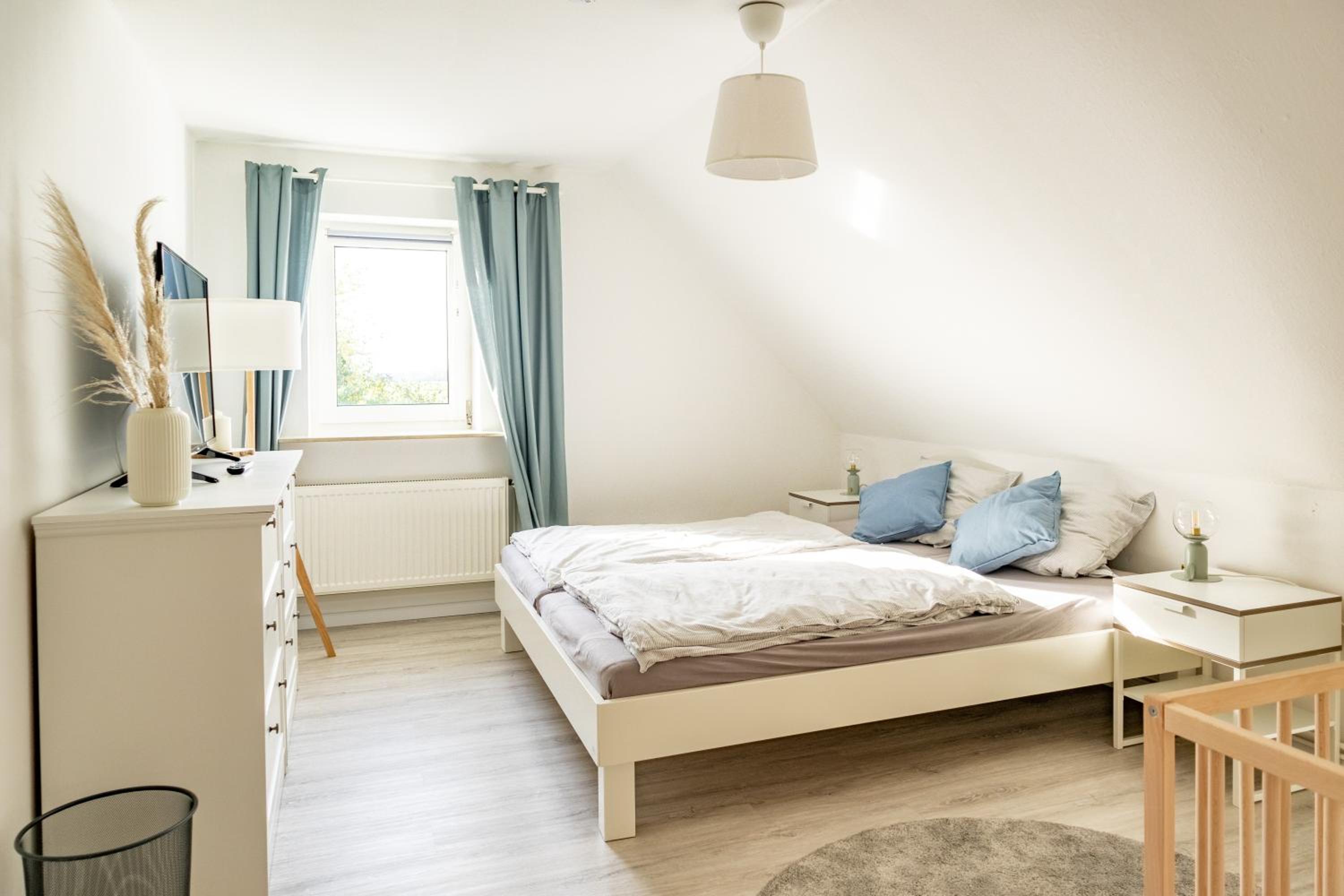 Four-Bedroom House photo 1