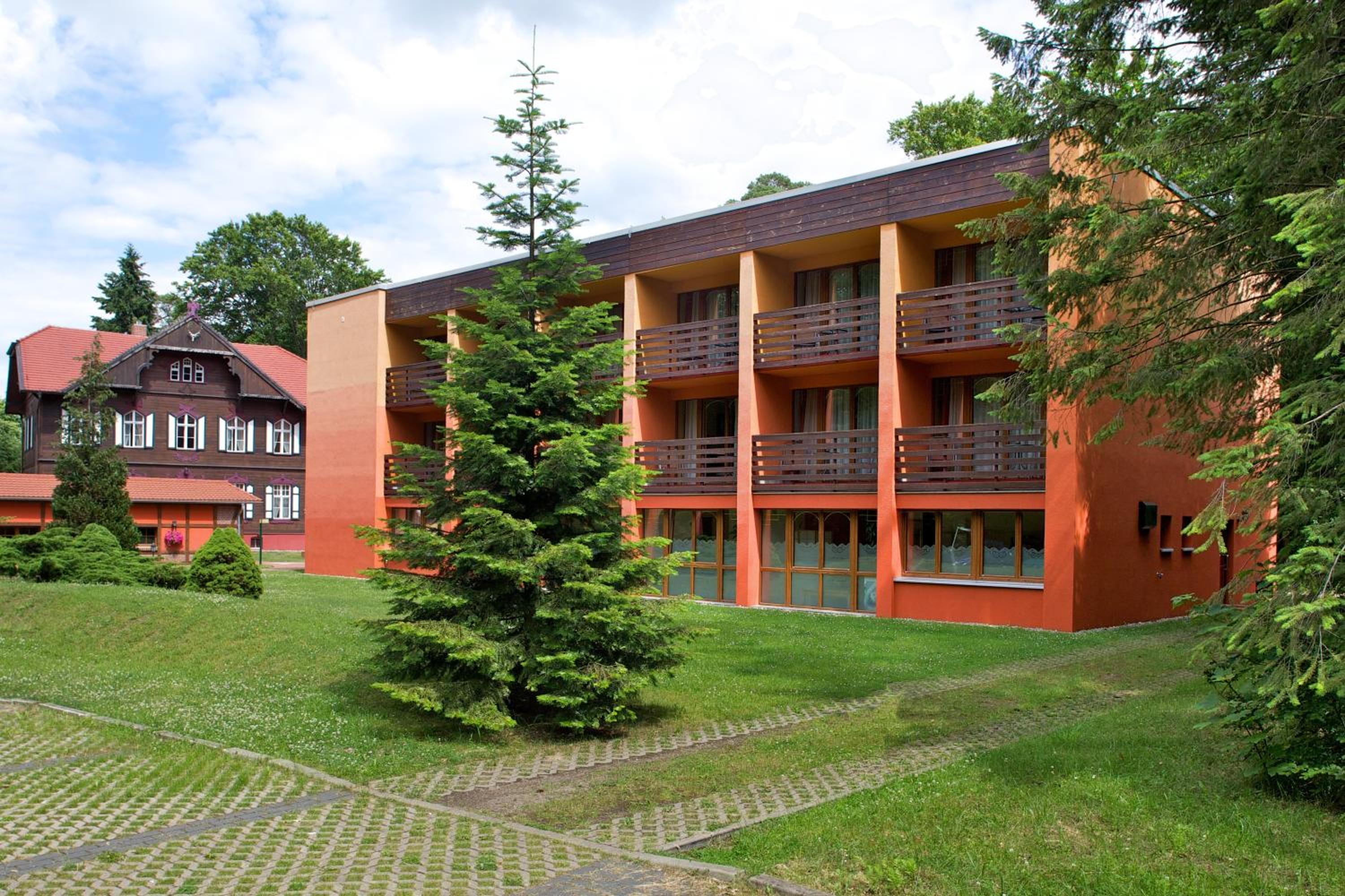 Double Room with Park View - Photo 2