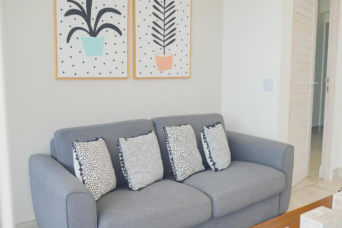 Apartment with Sea View photo 2