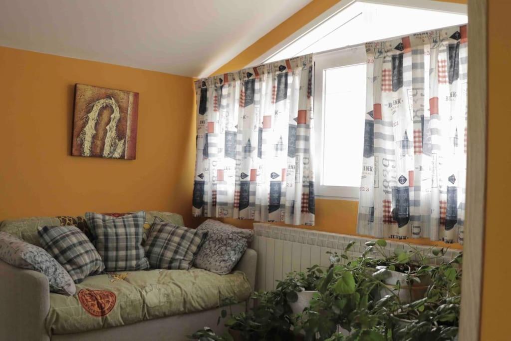 Casa de cuatro habitaciones