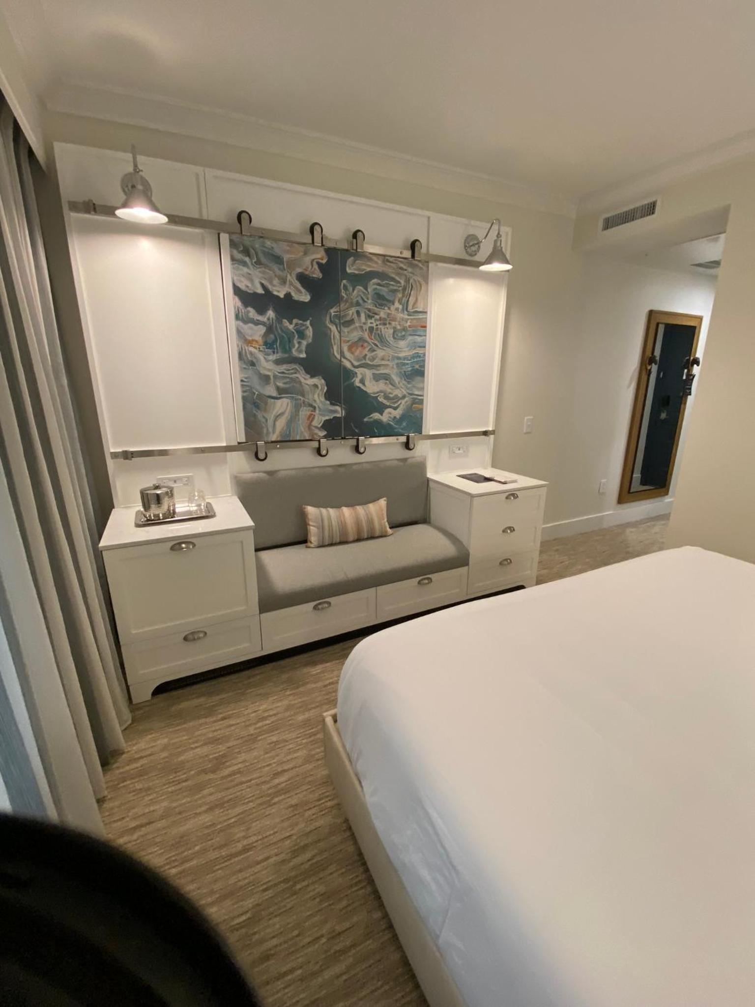 Standard King Room - Photo 2