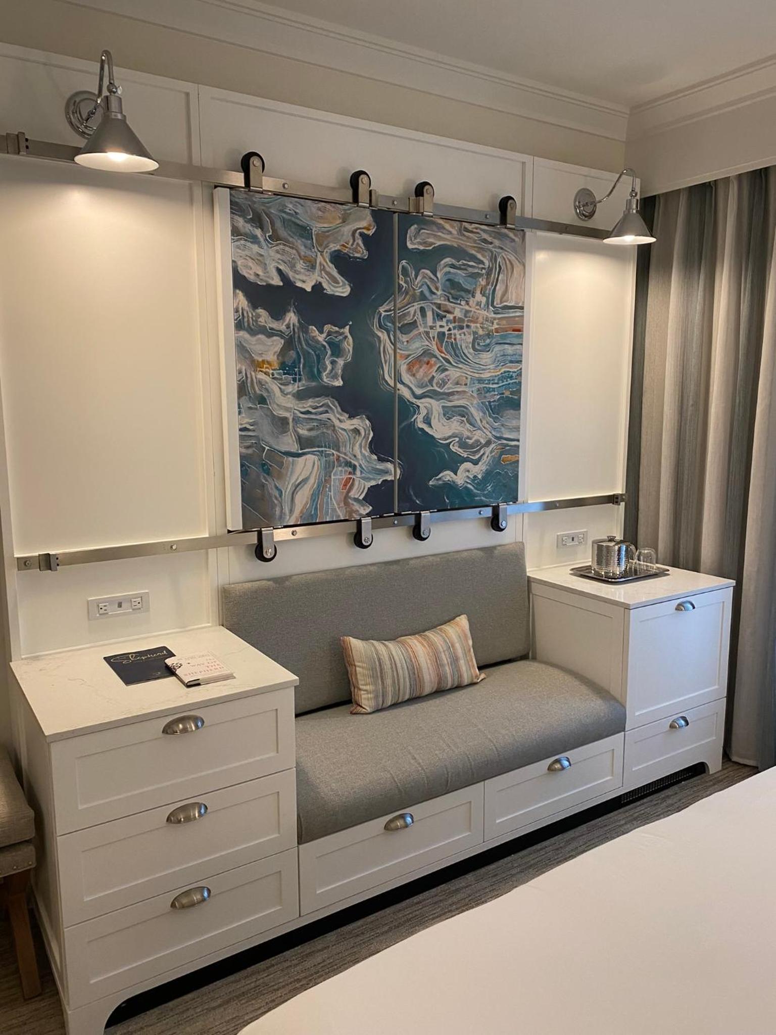 Deluxe King Room - Photo 3