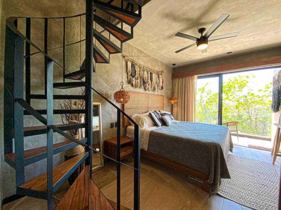 One-Bedroom Apartment - Photo 25
