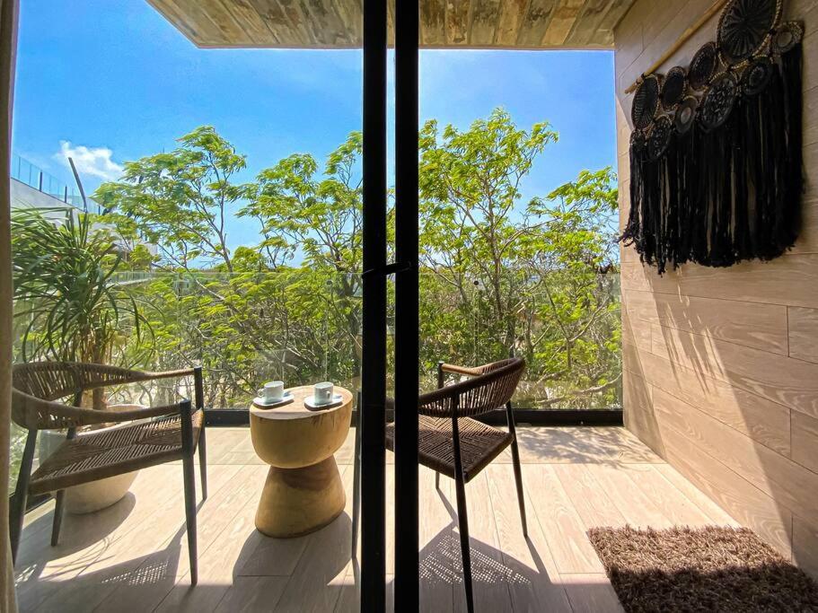 One-Bedroom Apartment - Photo 2
