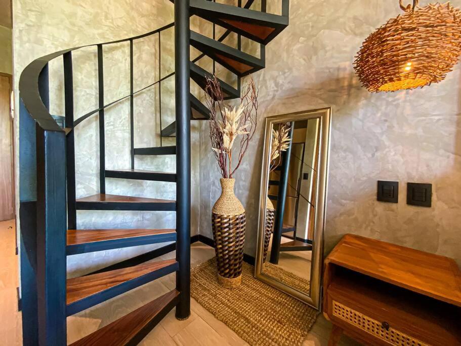 One-Bedroom Apartment - Photo 40