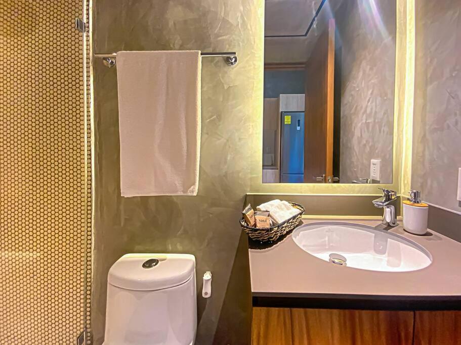 One-Bedroom Apartment - Photo 35