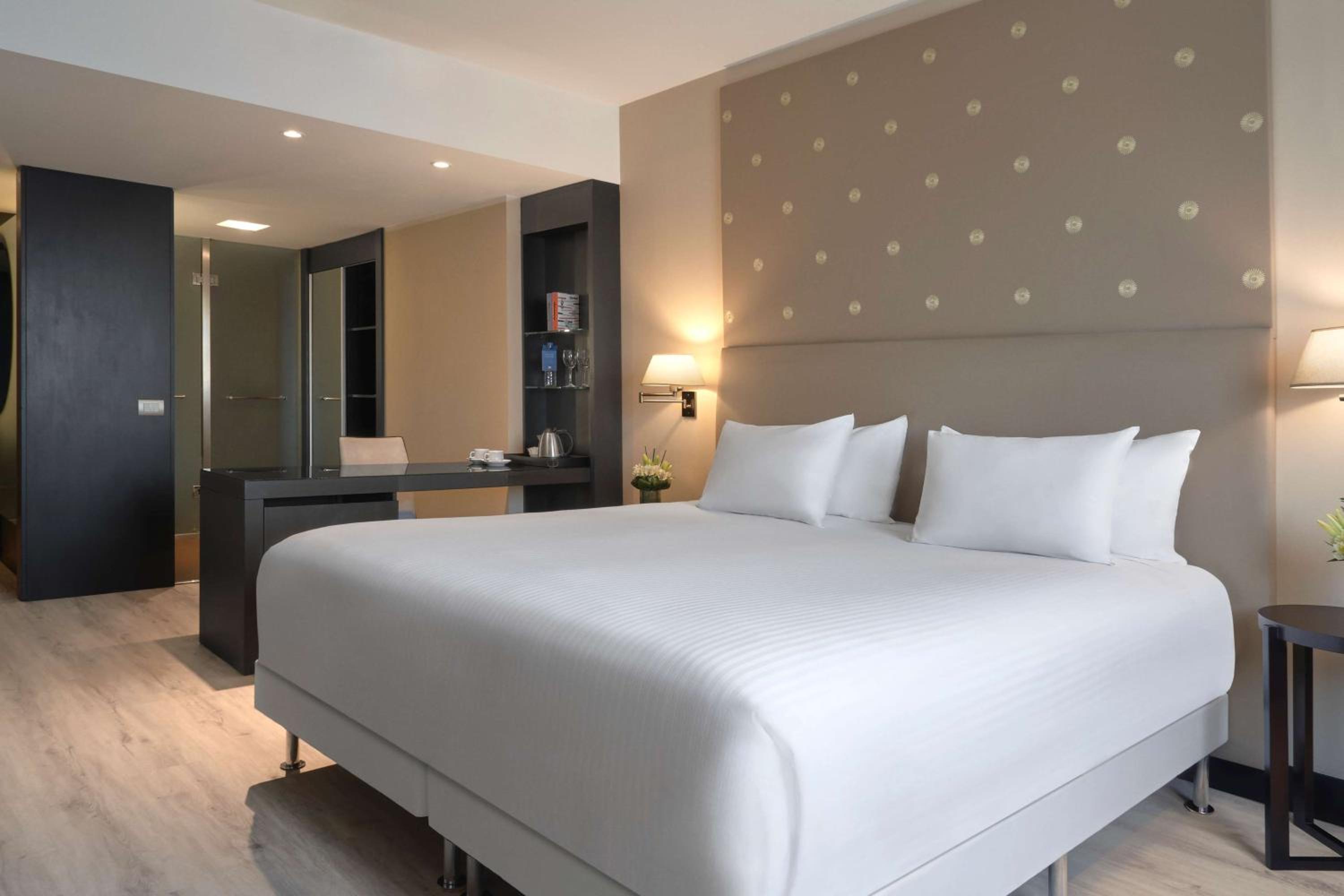 Superior Double Room photo 2