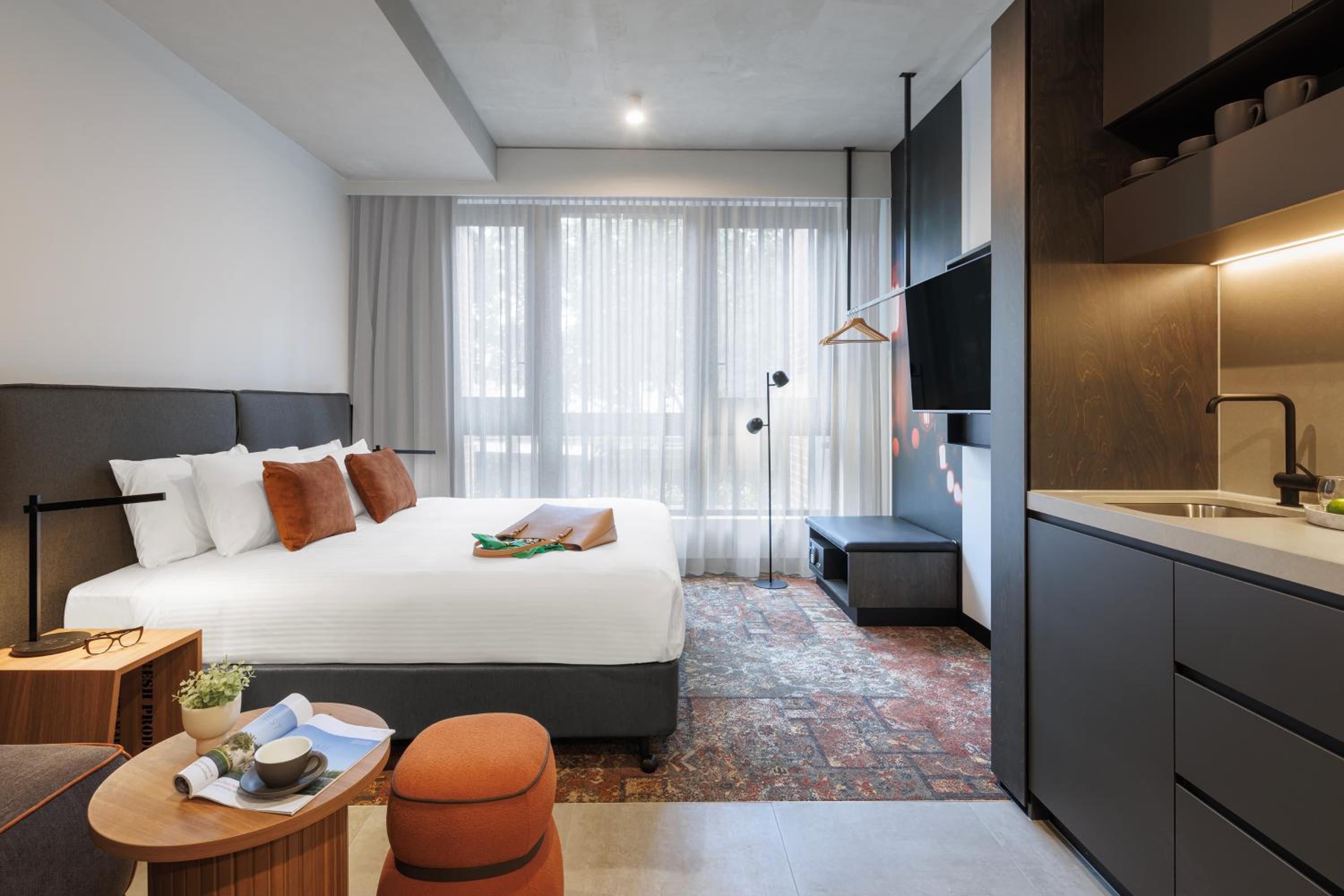 Veriu Suite - Photo 3
