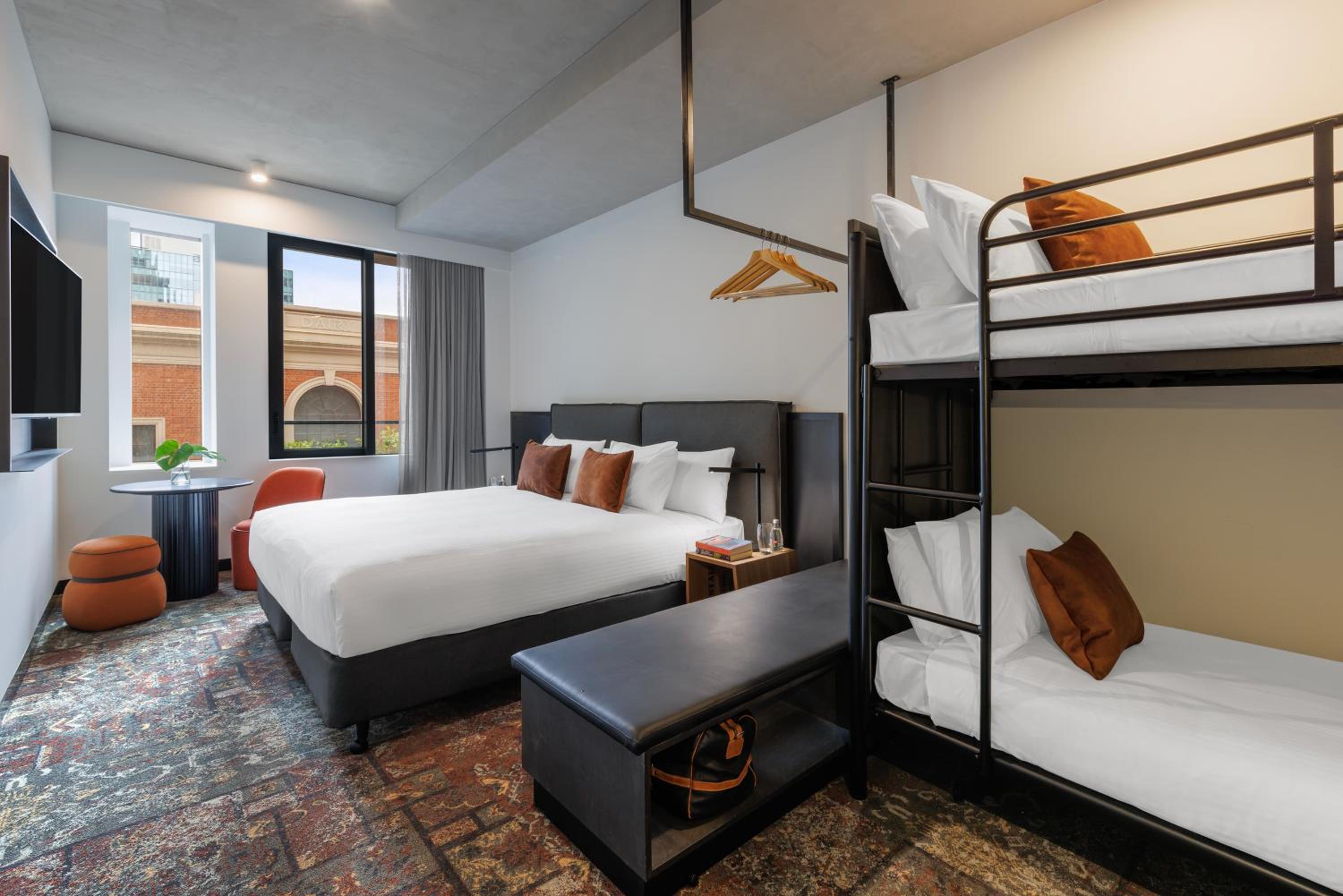 Quad Suite - Photo 1