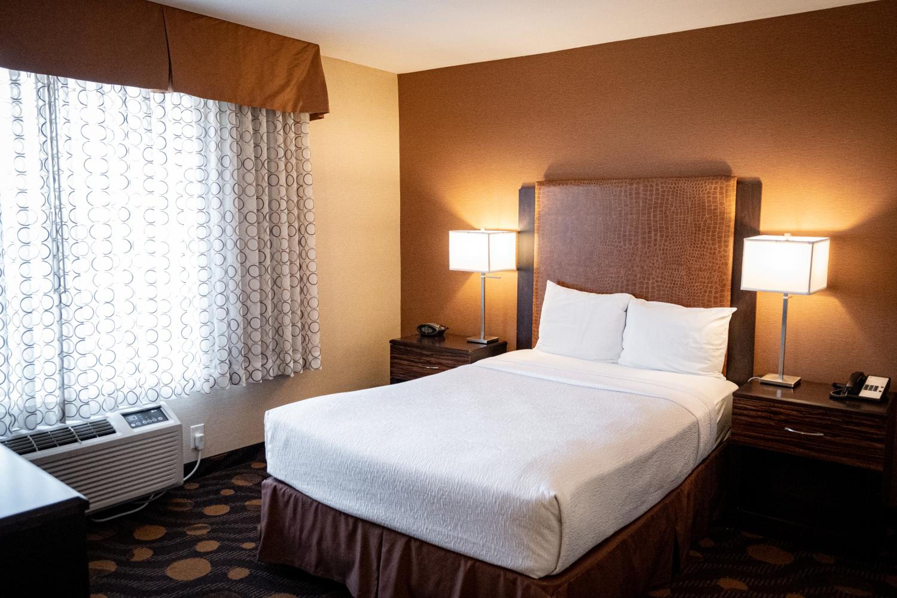 Standard Suite - Disability Access/Non-Smoking - Photo 2