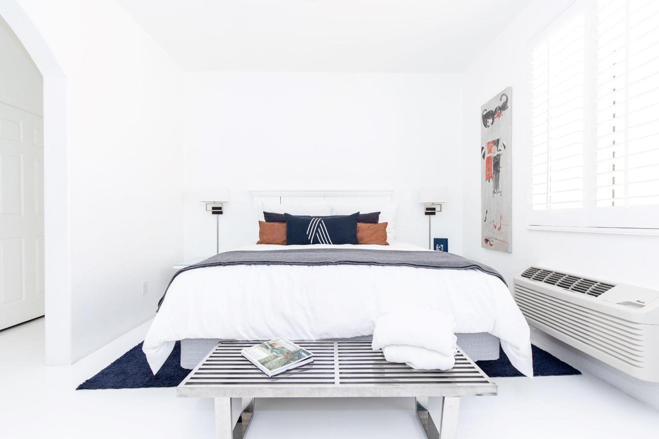 One Bedroom King Suite - Photo 8